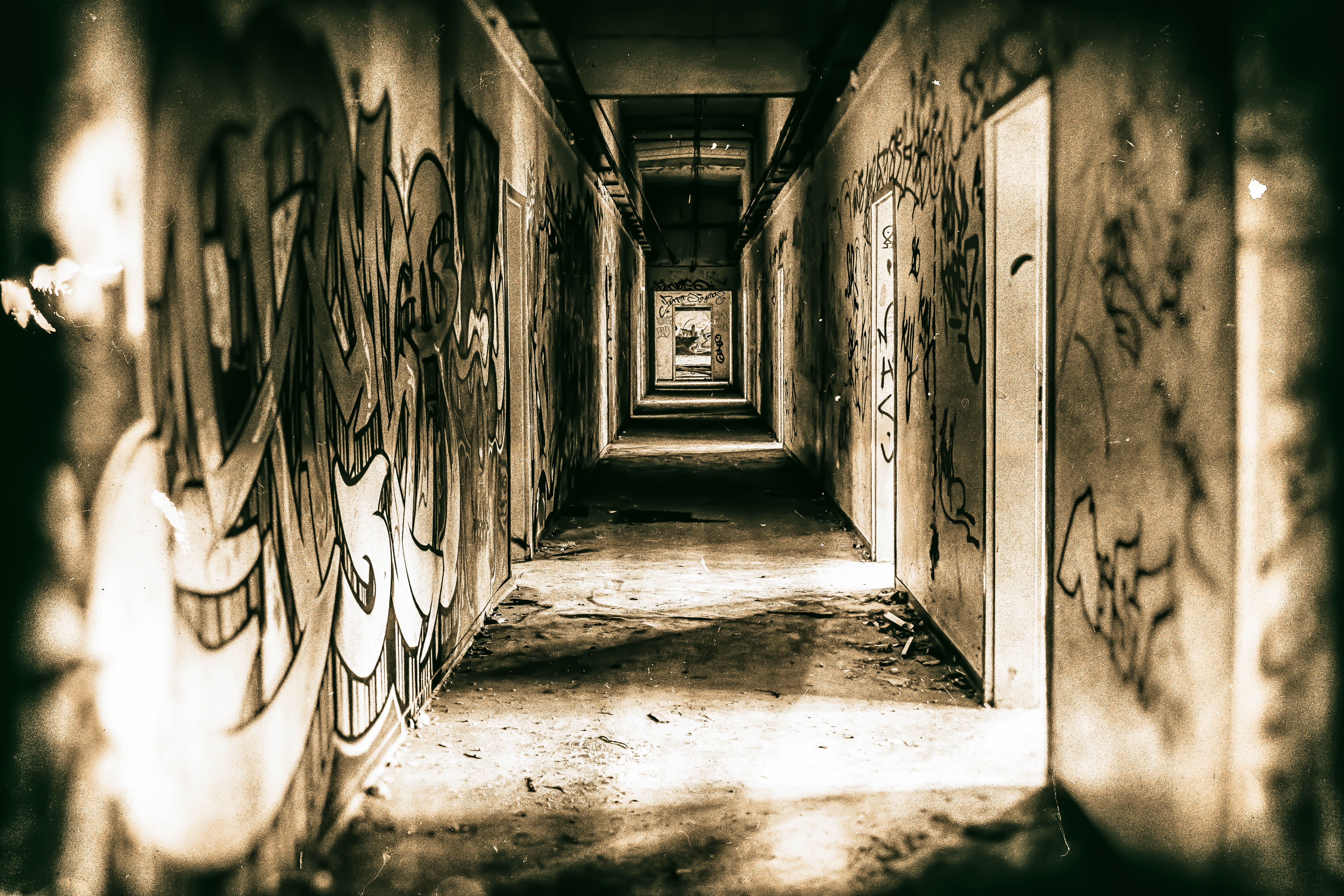 arcade, wall, old, built structure, alley, long exposure, corridor, darkness, day, ceiling, diminishing perspective, ruined, the way forward, decline, run-down, HD Wallpaper