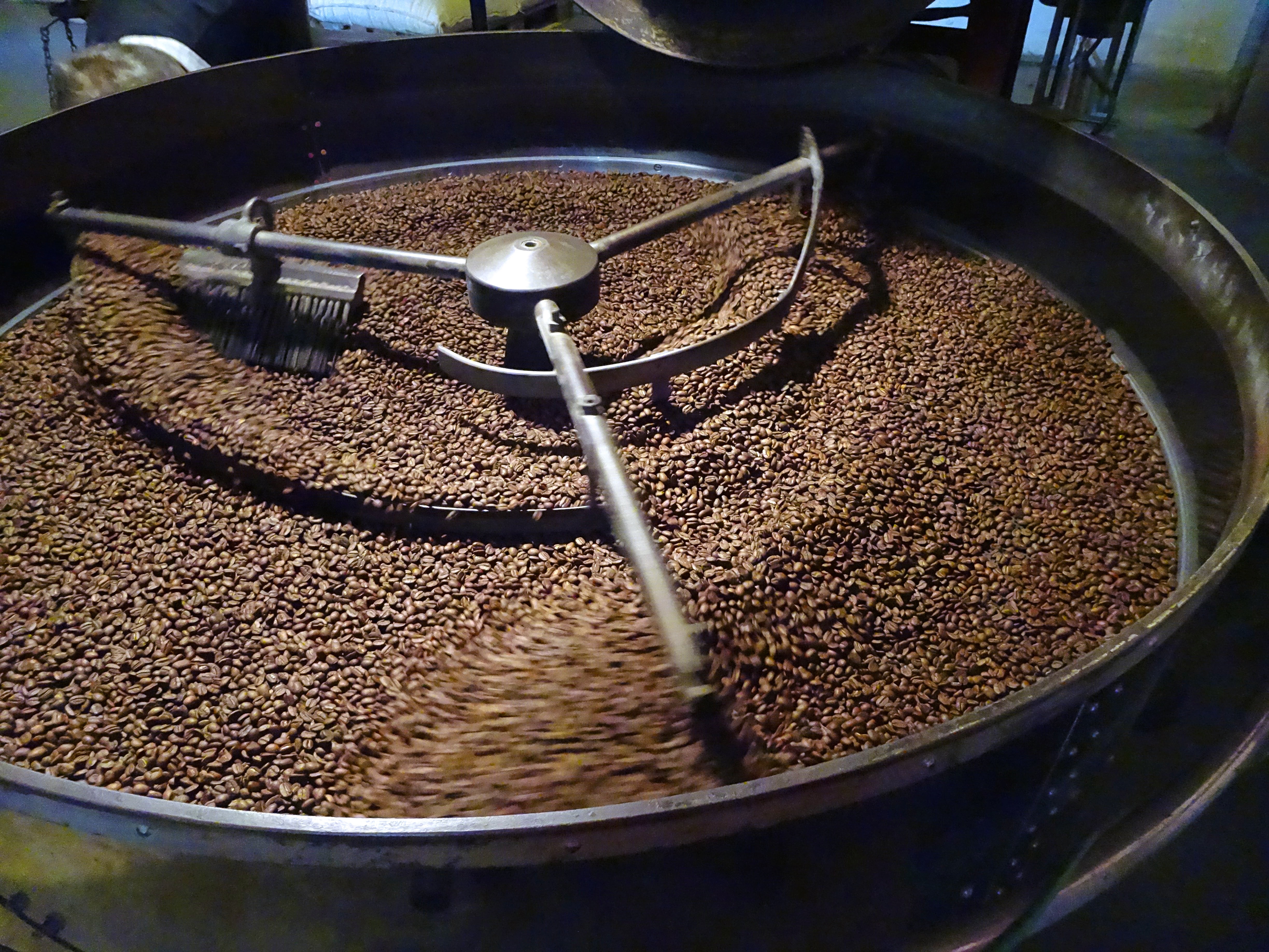 cafe, freshness, machine, kitchen utensil, aroma, brown, drink, coffee, 4K, stimulant, industrial, roasting, caffeine, gray, container, business, machinery, HD Wallpaper