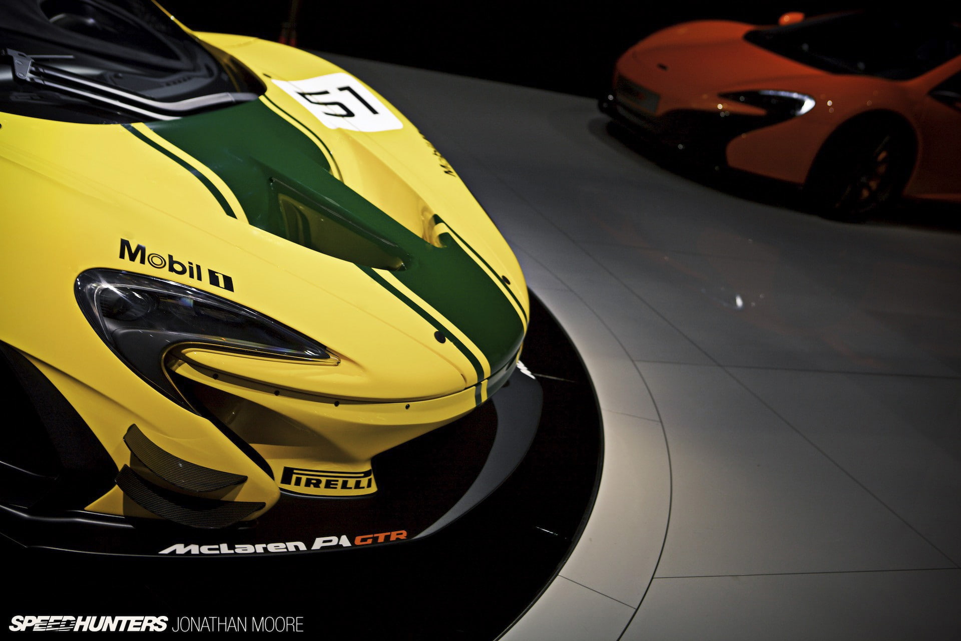 close-up, tire, McLaren, city, competition, wheel, stationary, Super Car, indoors, sport, communication, car, race cars, land vehicle, black color, 1080P, HD Wallpaper