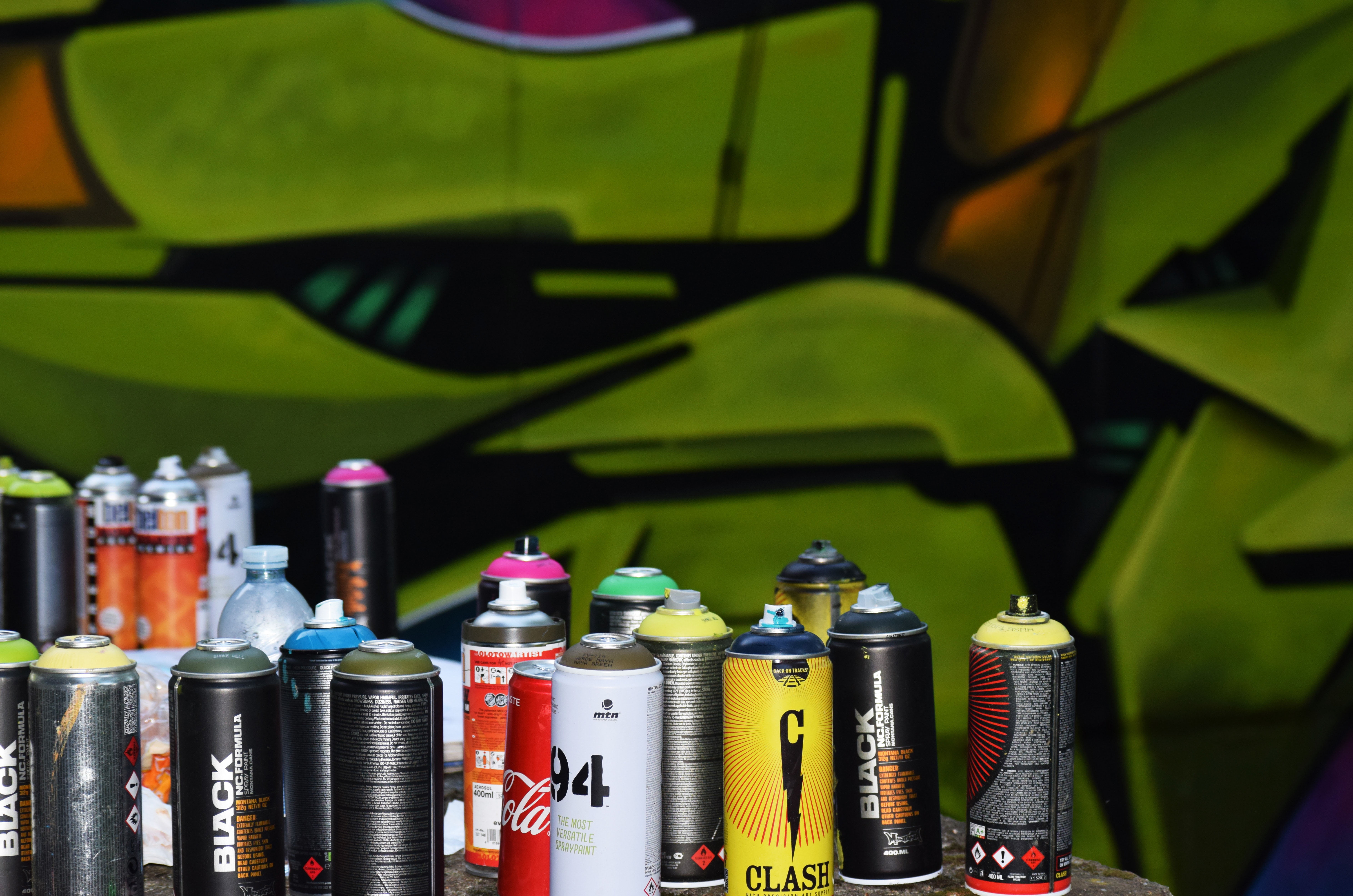 can, colorful, large group of objects, lot, assorted, 5K, variation, choice, no people, technology, spray, table, green color, still life, art and craft equipment, HD Wallpaper