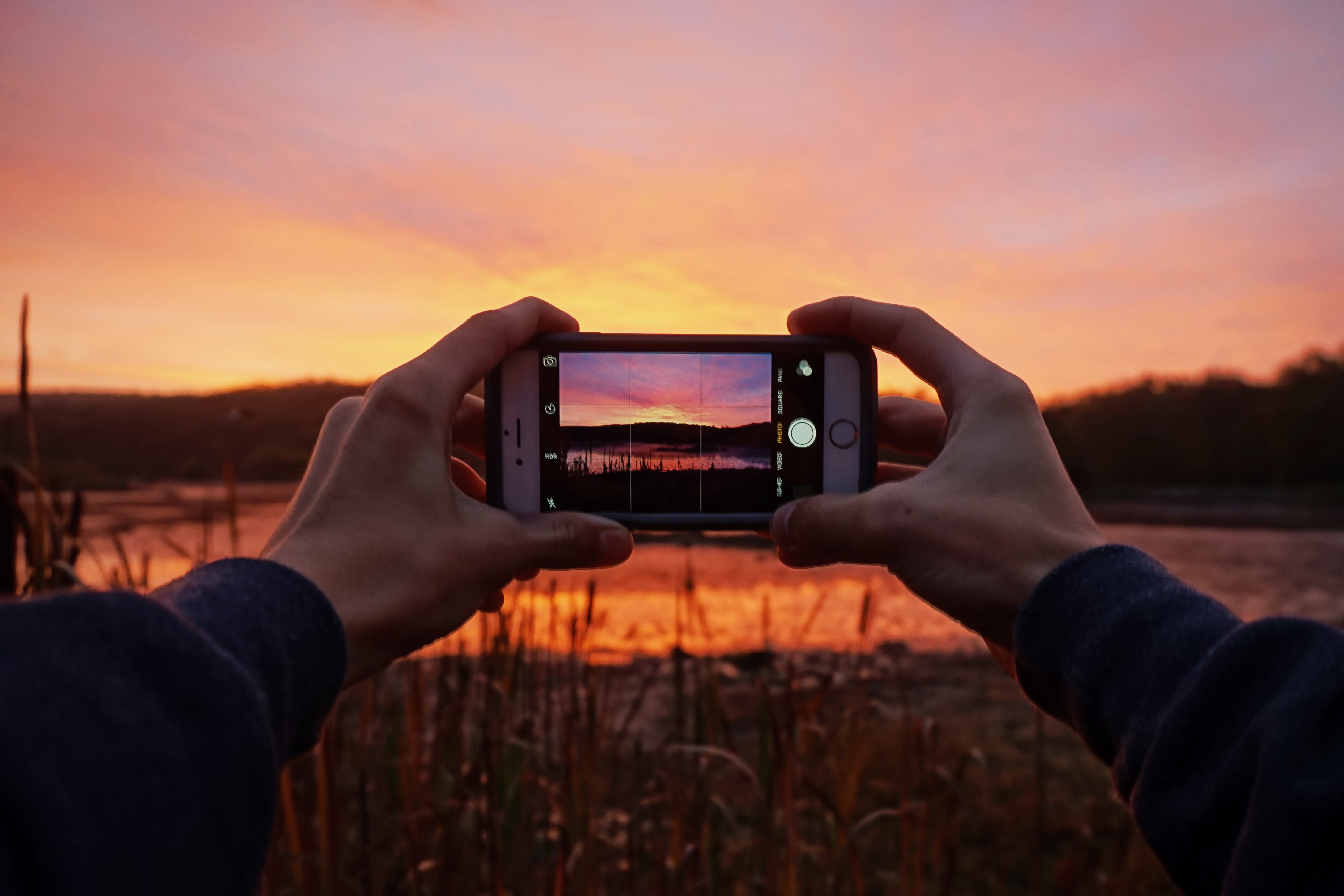 photographer, communication, sunset, nature, stunning, smart phone, 4K, leisure activity, summer, photo messaging, human body part, camera - Photographic Equipment, HD Wallpaper