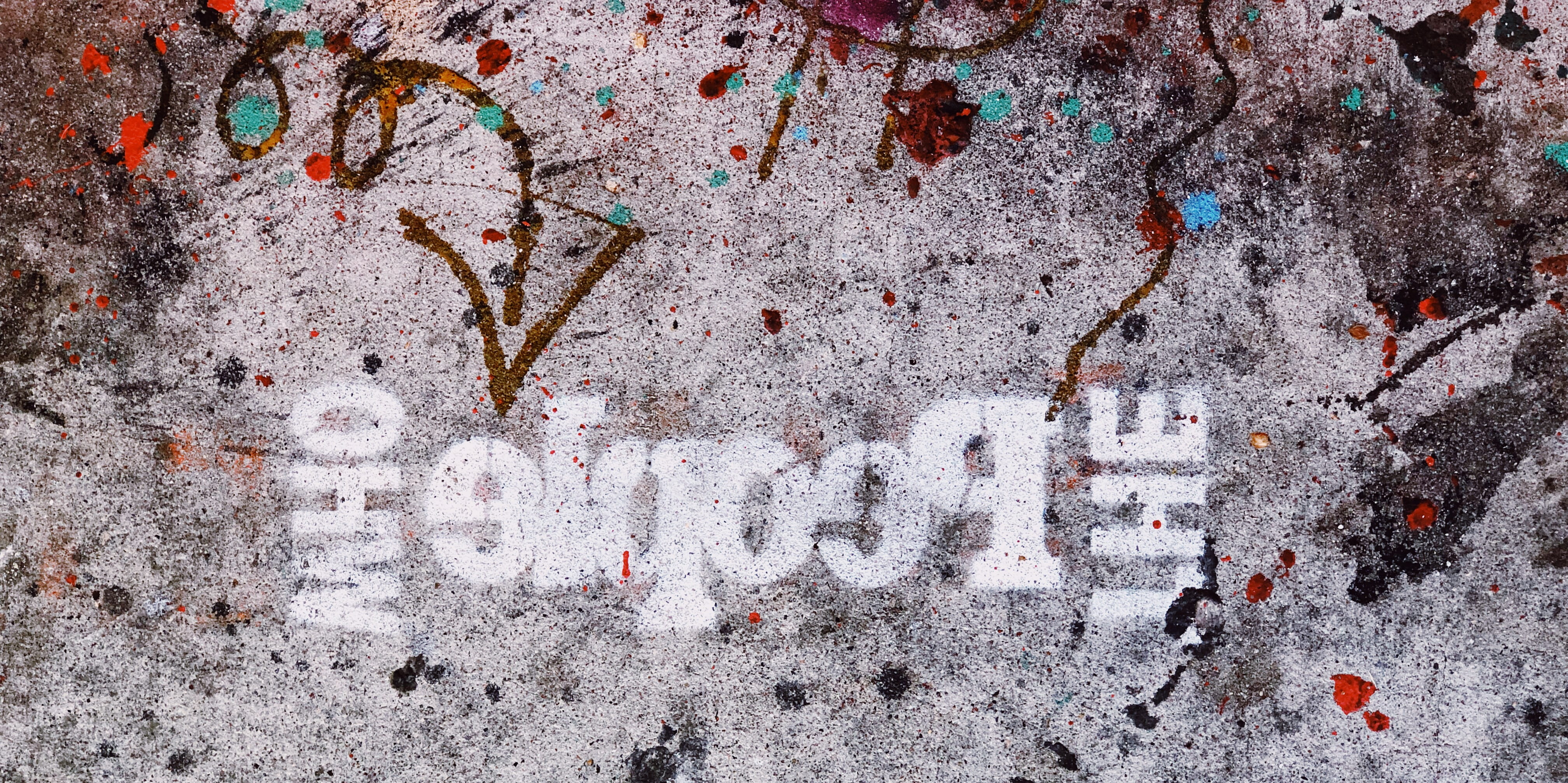 white, communication, sidewalk, messy, creativity, typography, gray, white color, western script, art and craft, message, writing, handprint, texture, art, HD Wallpaper