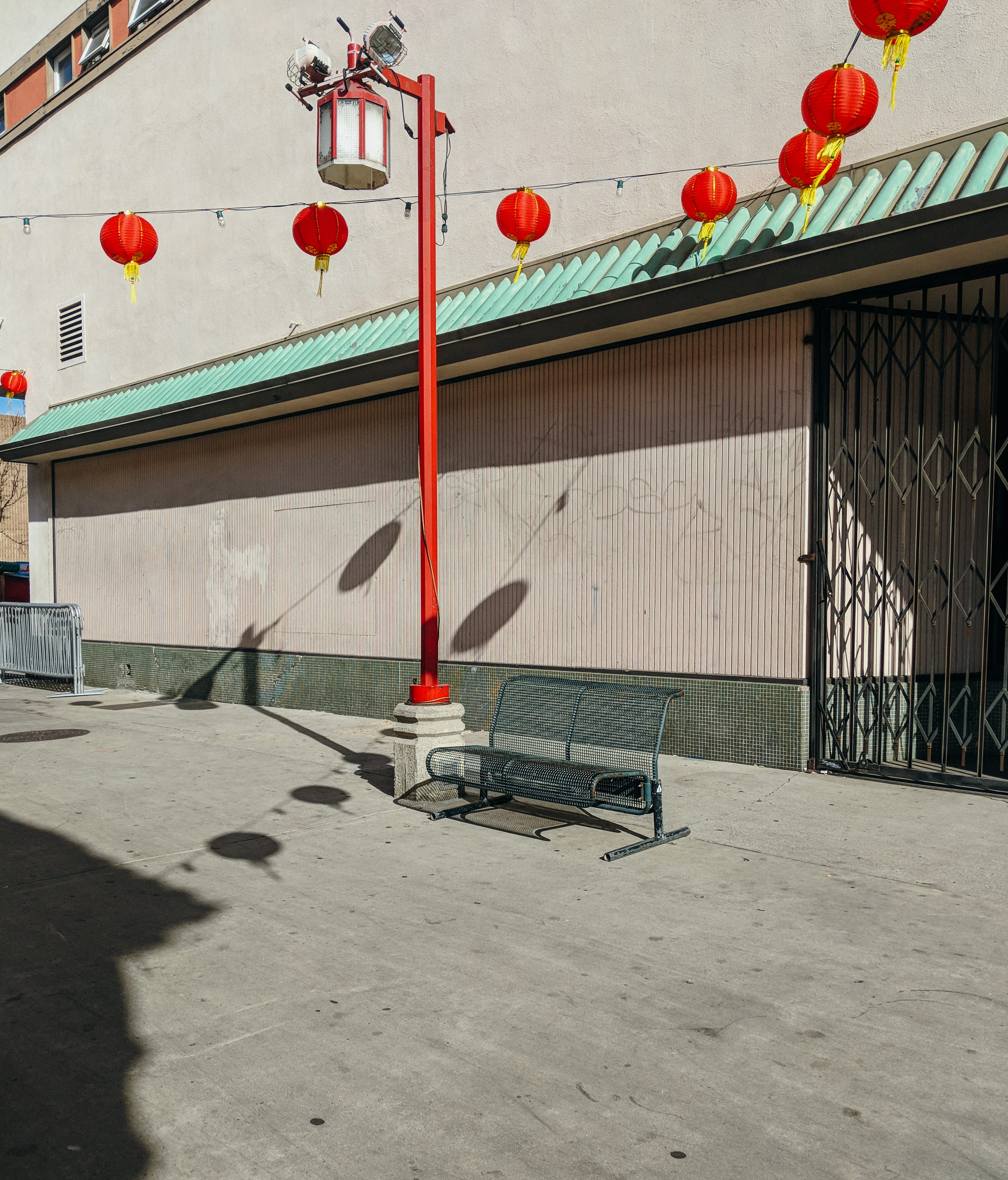 no people, outdoors, absence, pavement, chinatown, light, urban, day, pedestal, beside, communication, bench, post, gatw, lighting equipment, text, shadow, Phone HD Wallpaper