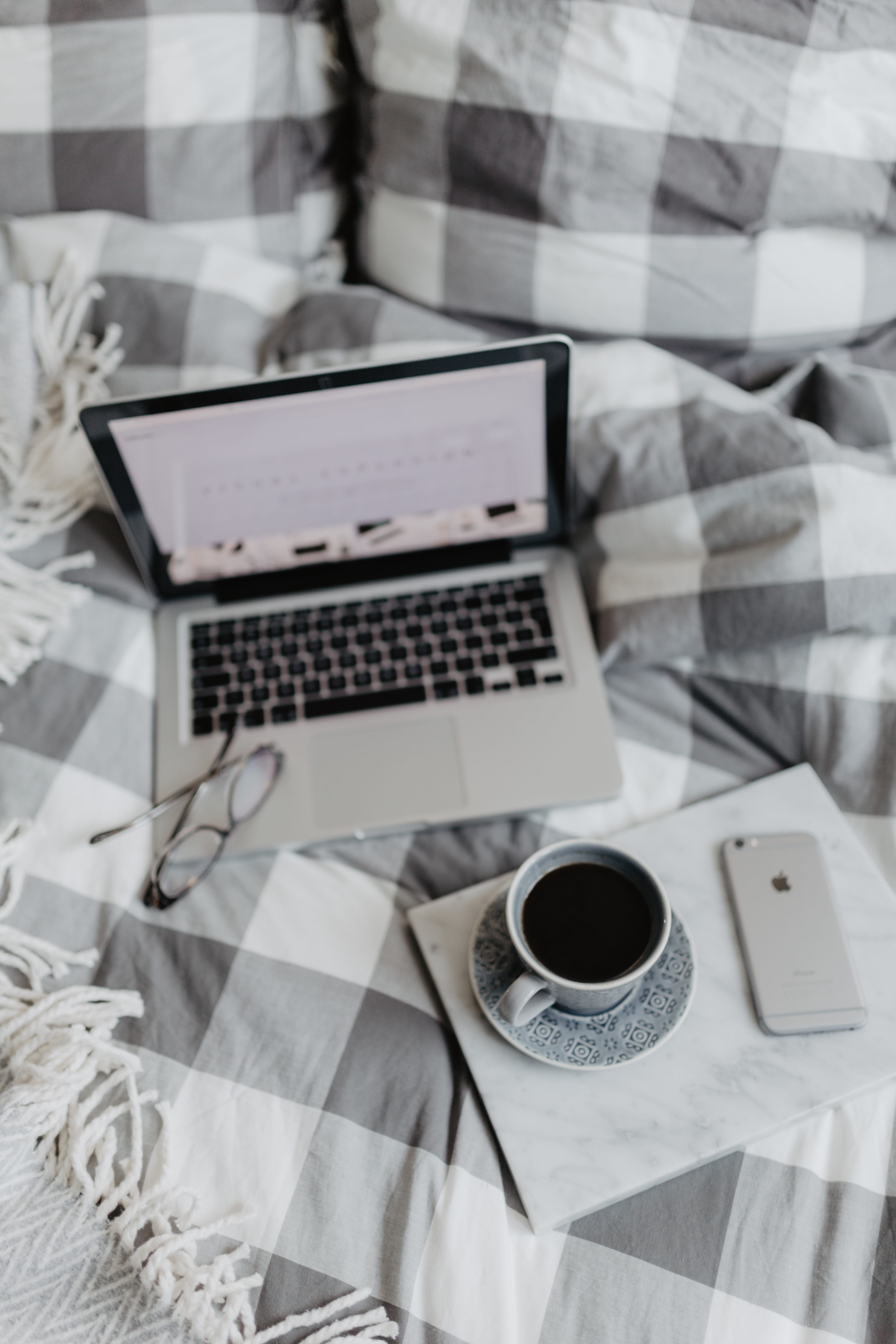 coffee cup, cell phone, mobile, refreshment, keyboard, no people, crockery, mug, workspace, coffee - drink, wireless technology, macbook, bed, communication, Phone HD Wallpaper
