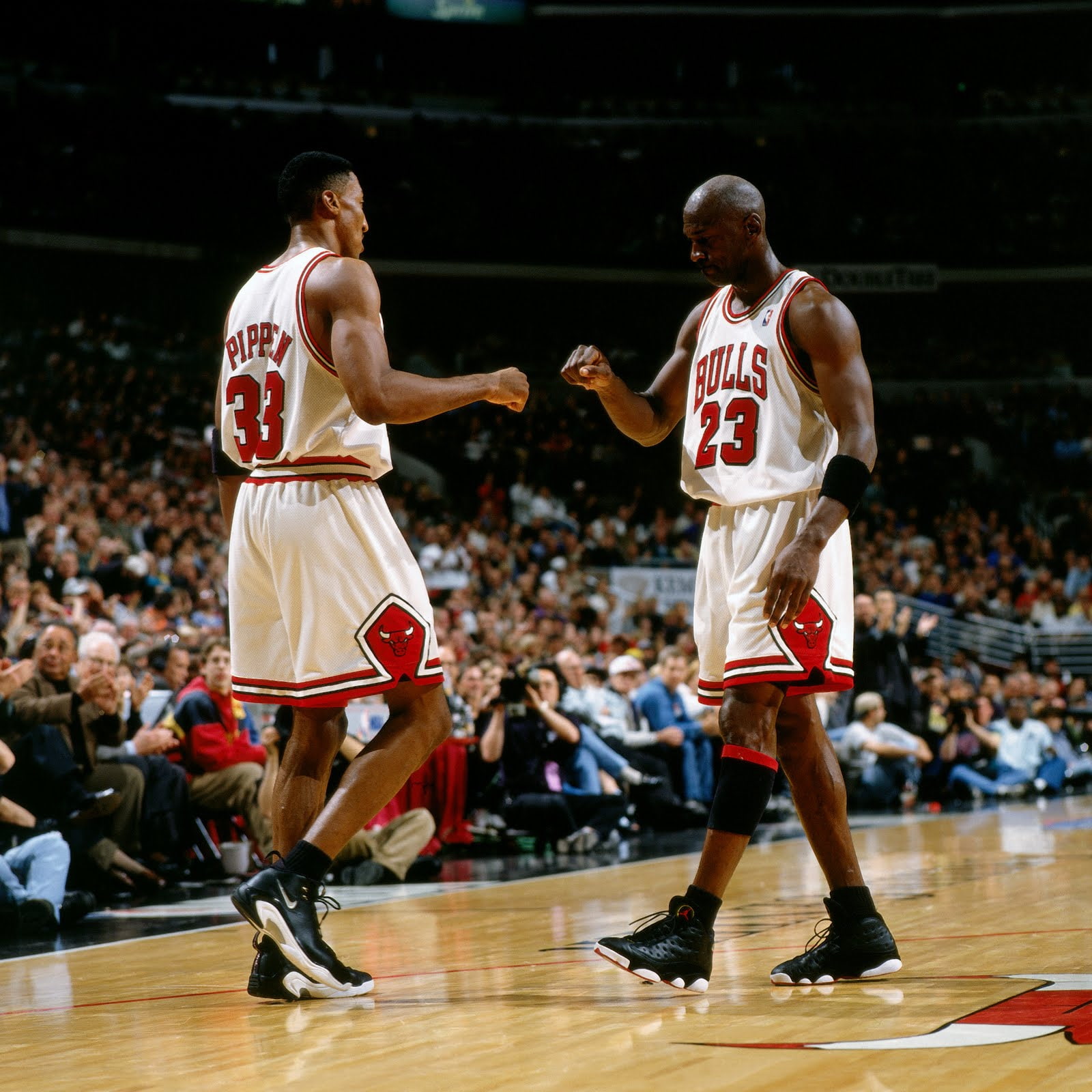 chicago, art, jordan, hd, Michael Jordan, michael, scottie, sports, 720P, x, basketball, bulls, pippen, Phone HD Wallpaper