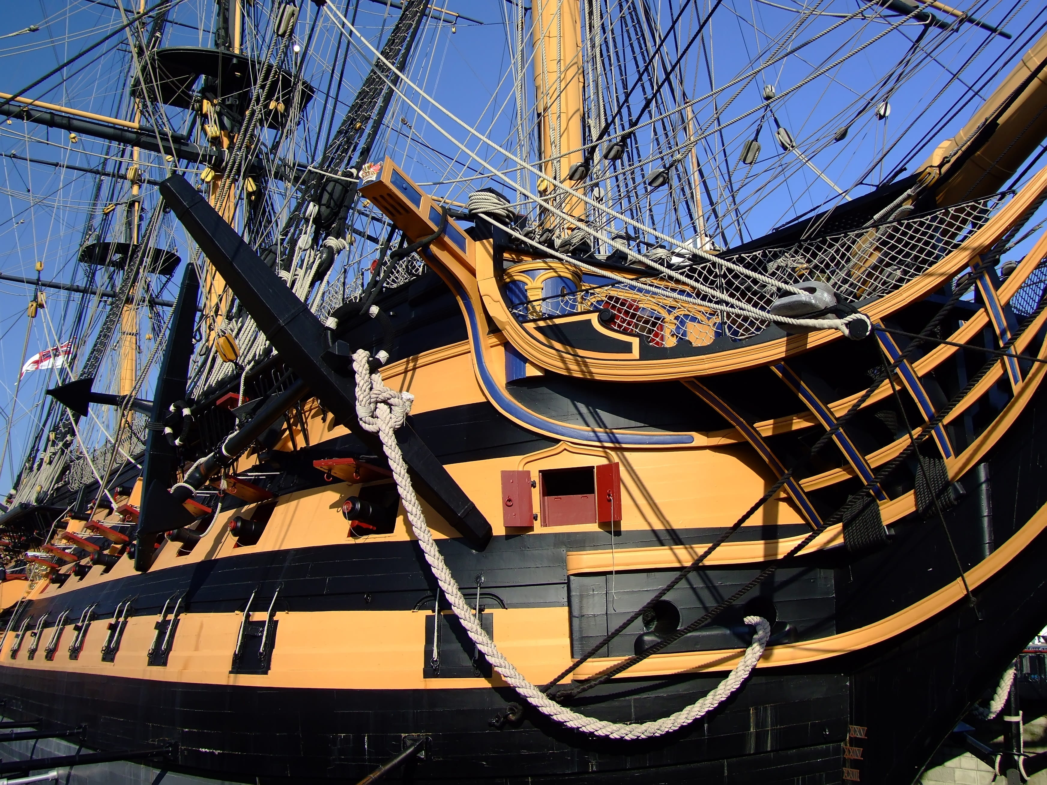 wood, boat, building exterior, architecture, pole, trafalgar, outdoors, low angle view, 2K, sunlight, clear sky, sailboat, no people, complexity, built structure, HD Wallpaper