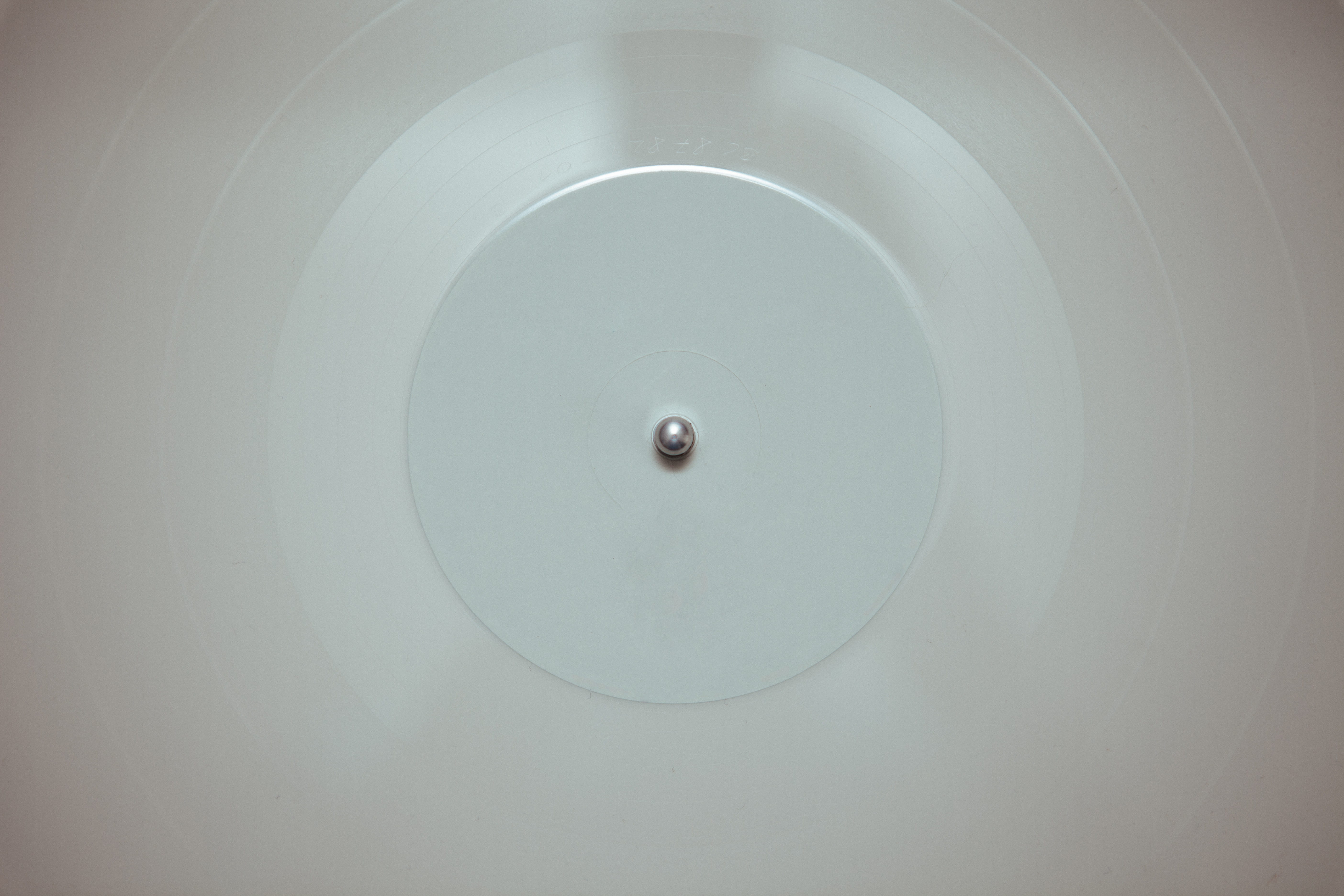simplicity, dj, information medium, center, circular, full frame, circle, geometric shape, audio equipment, vinyl, lp, indoors, close-up, concentric, blank, HD Wallpaper