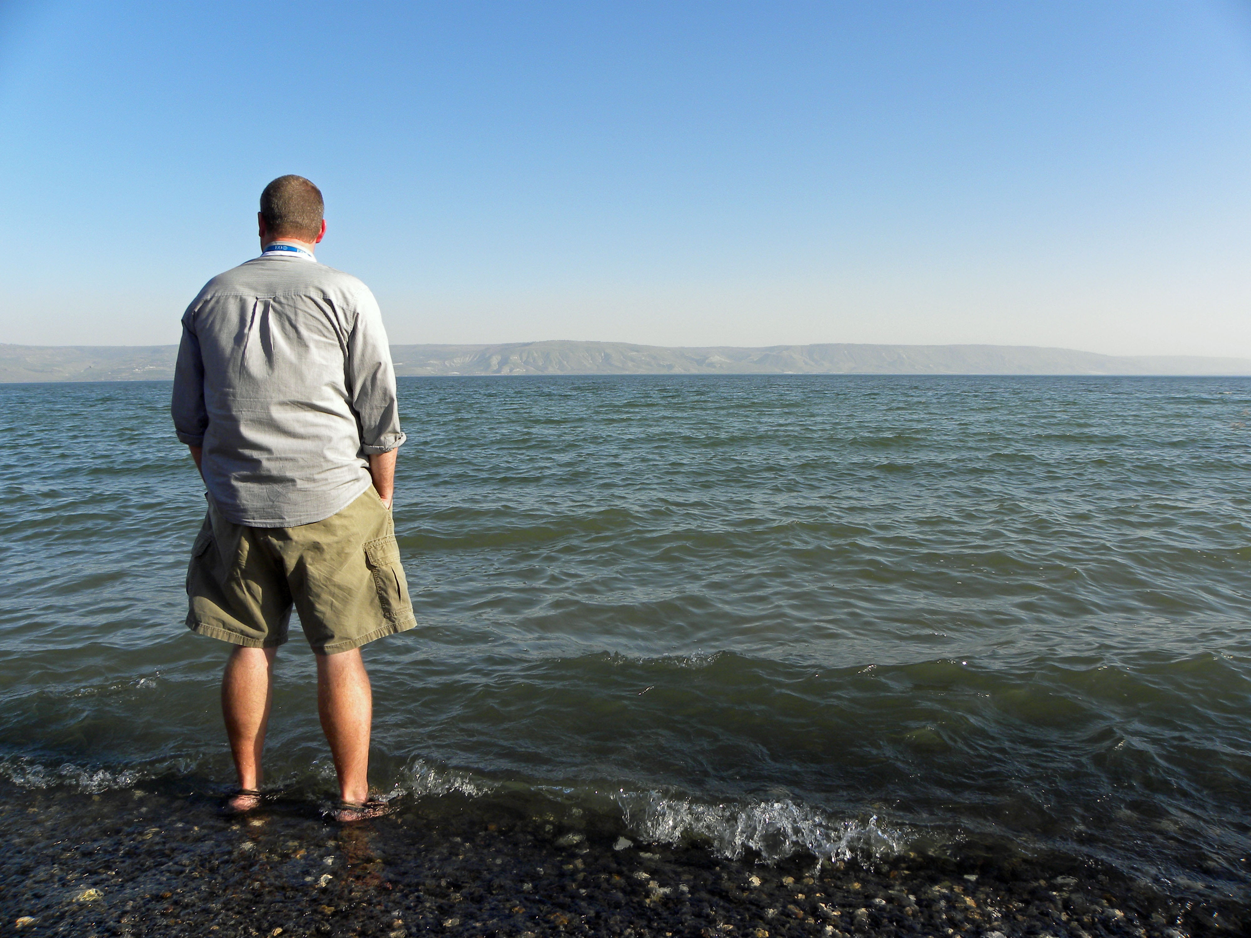 clear sky, lake, middle, pray, tiberias, sky, men, leisure activity, prayer, man, standing, kinneret, contemplation, worship, beauty in nature, ancient, HD Wallpaper