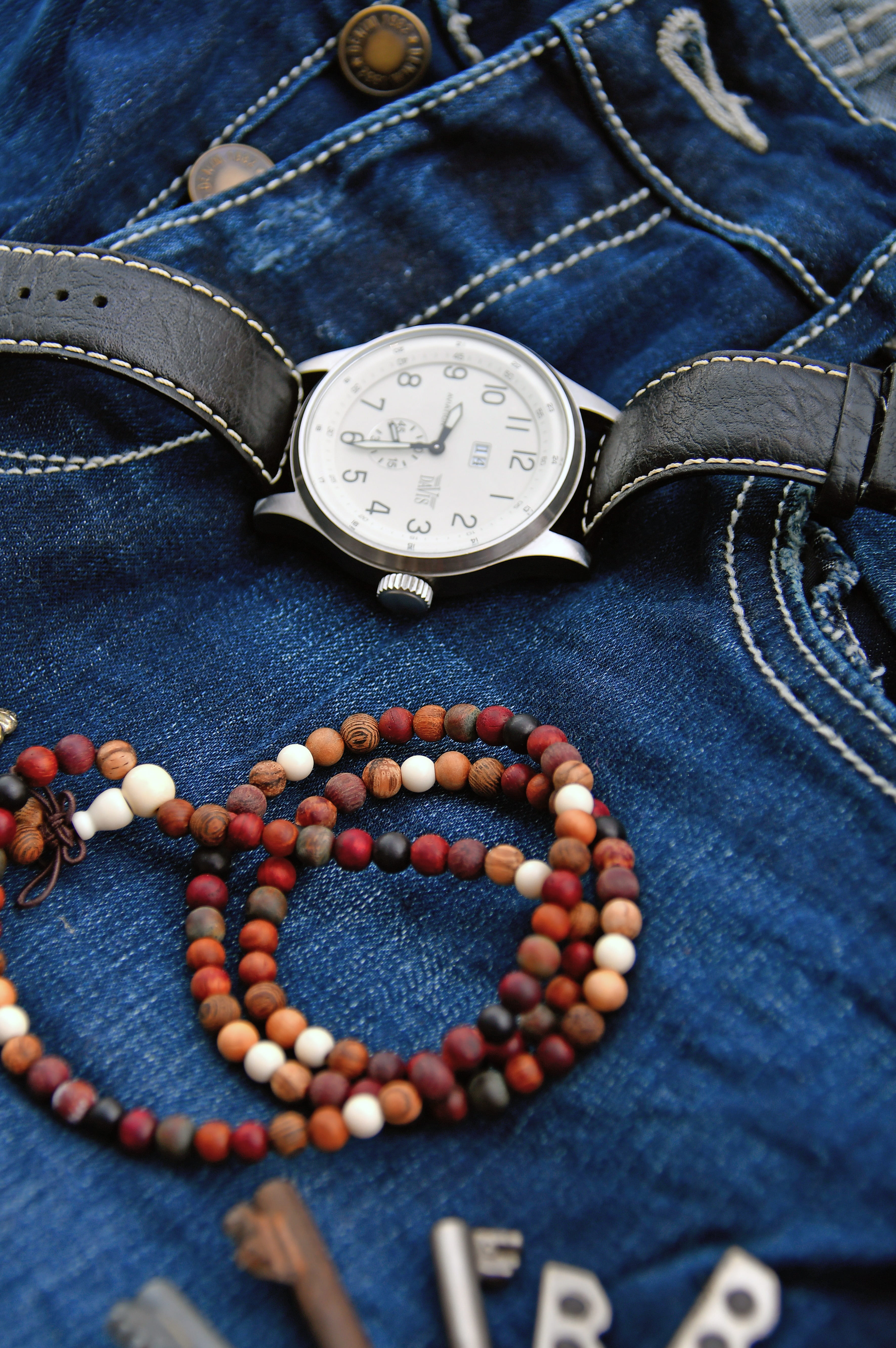 shape, style, high angle view, clothing, necklace, watch, fabric, sewing, young, casual clothing, blue, indigo, text, pants, time, textile, fashion, still life, Phone HD Wallpaper