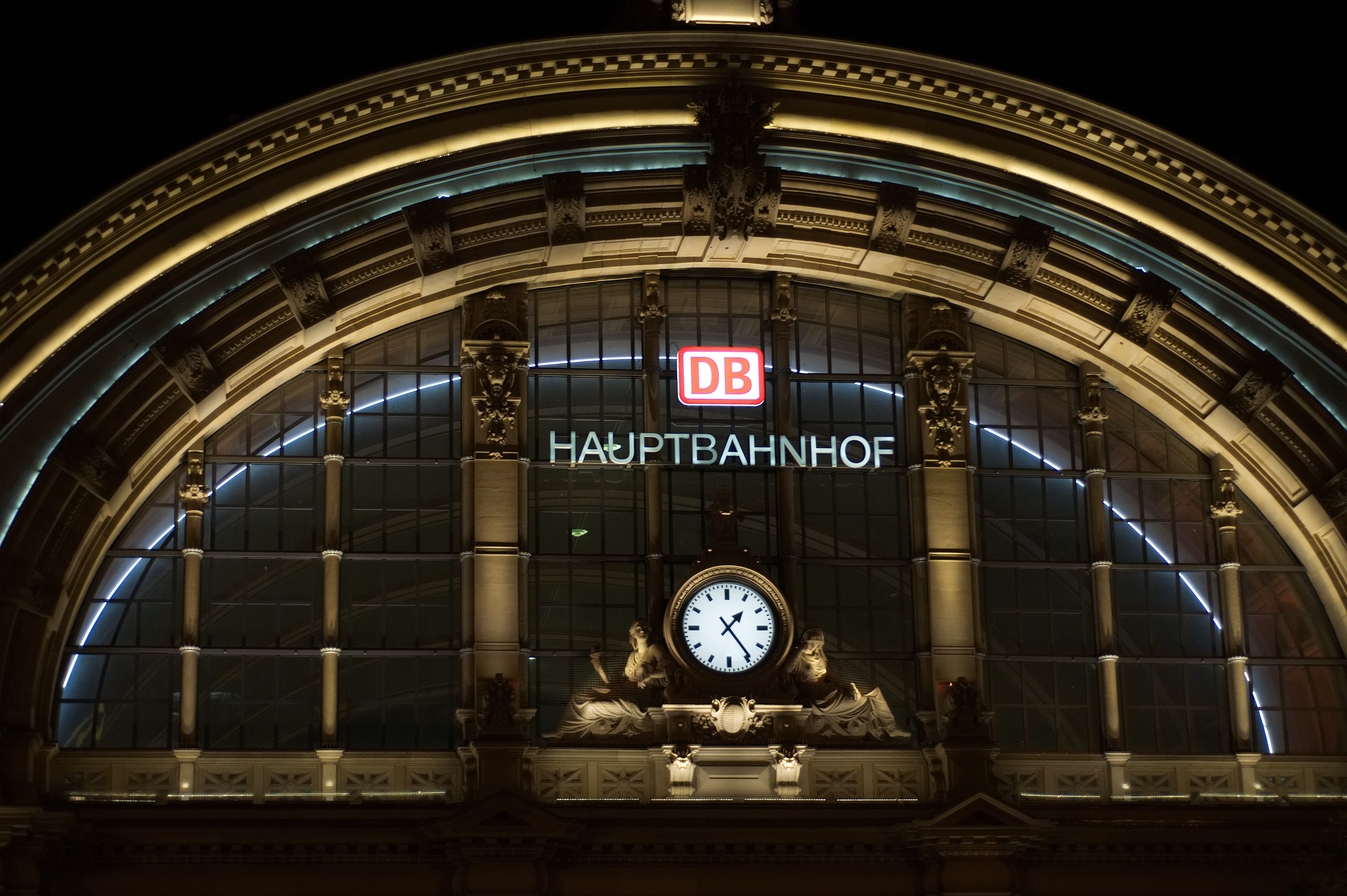 railroad station, 4K, human representation, deutsche bahn, central station, architecture, low angle view, rail transportation, wall clock, number, communication, HD Wallpaper