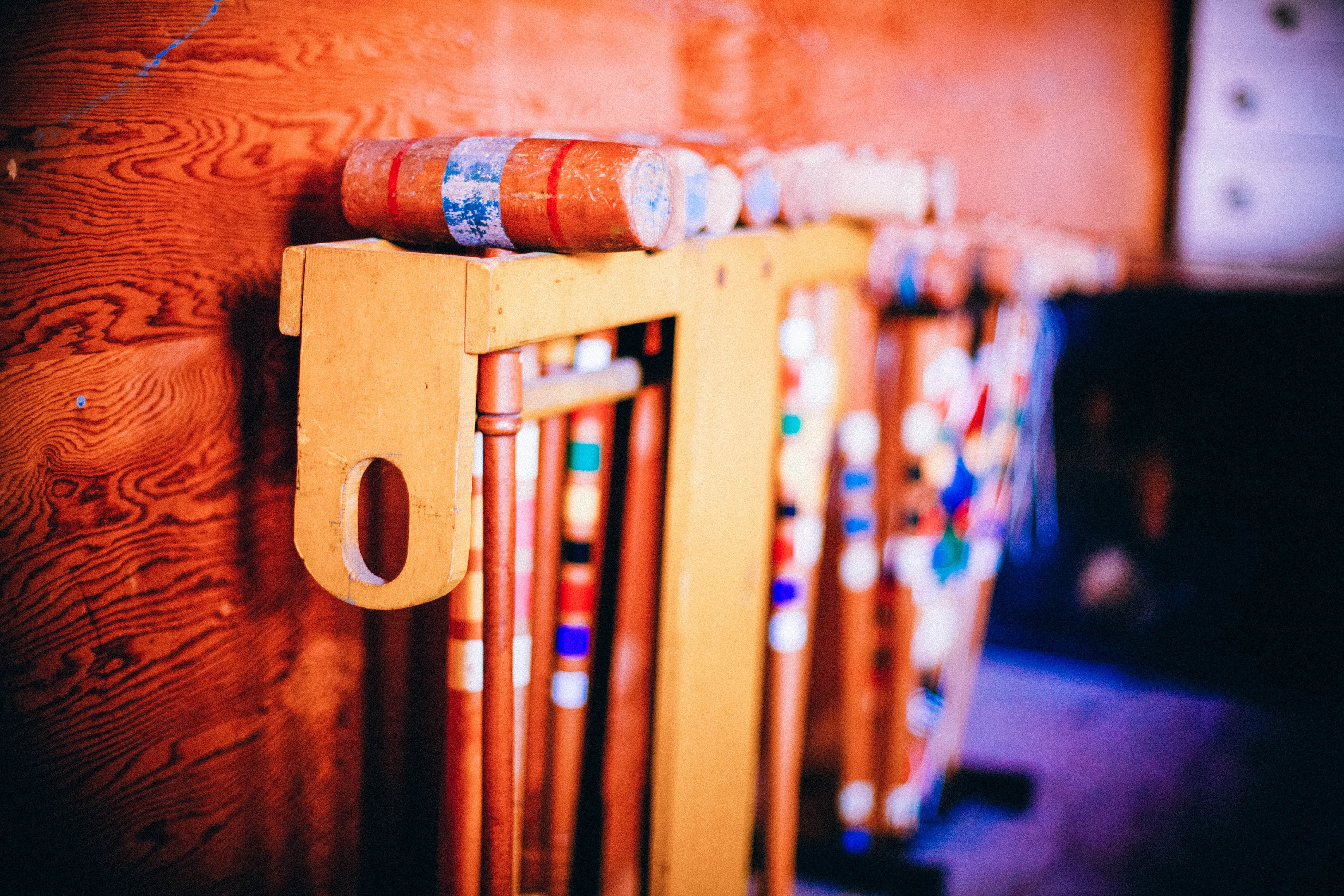 belief, religion, close-up, block, 4K, day, education, focus on foreground, selective focus, wood - Material, built structure, domestic room, old, text, HD Wallpaper
