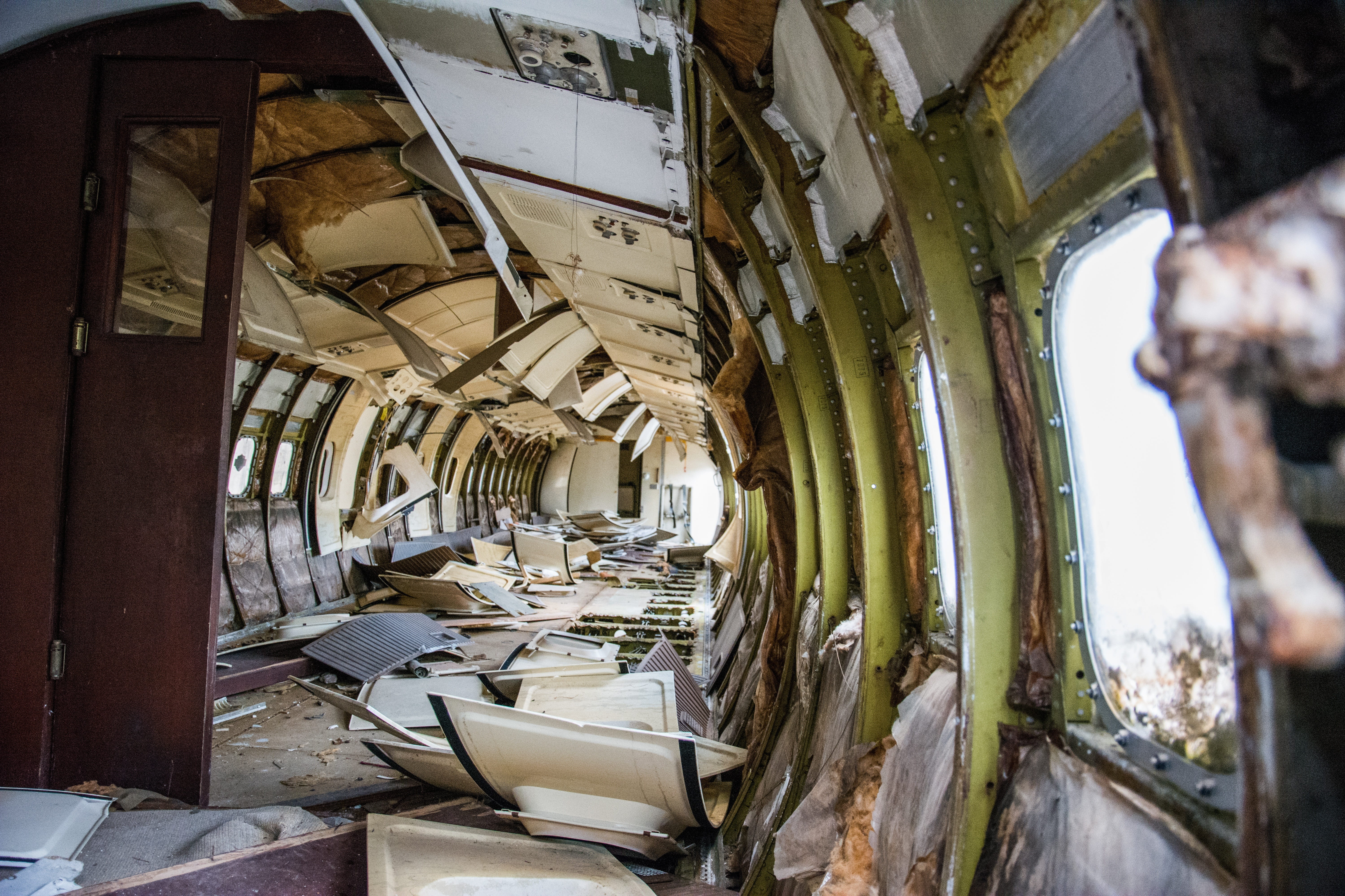 architecture, indoors, built structure, wrecked, ruined, window, table, safety, airplane, accident, abandoned, crash, seat, catastrophe, airplane crash, HD Wallpaper