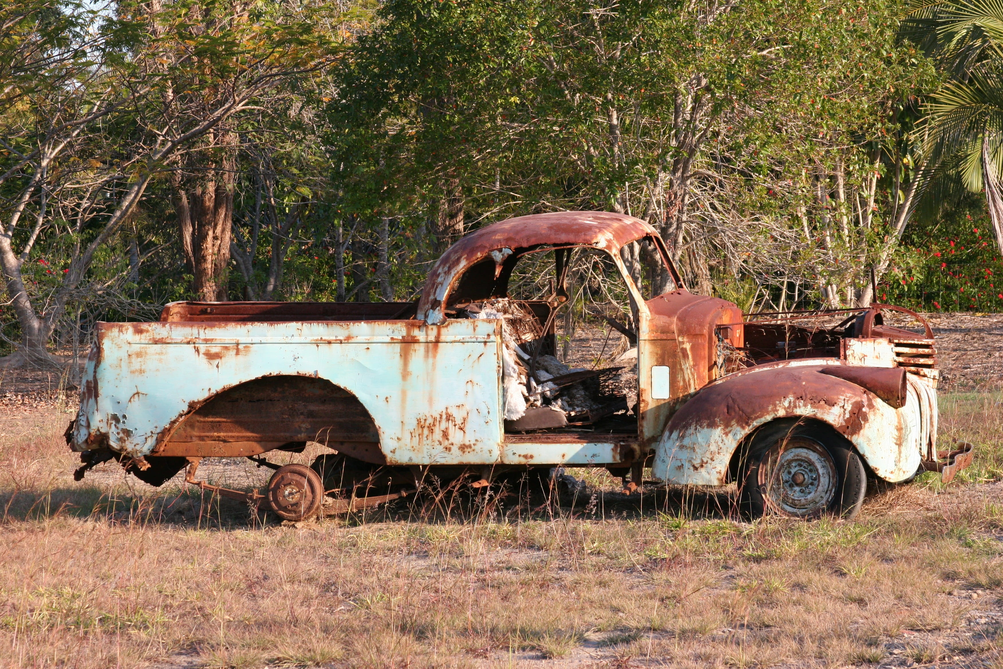 land vehicle, deterioration, abandoned, classic, field, outdoors, transportation, day, ruined, junk, mode of transportation, weathered, obsolete, broken, HD Wallpaper