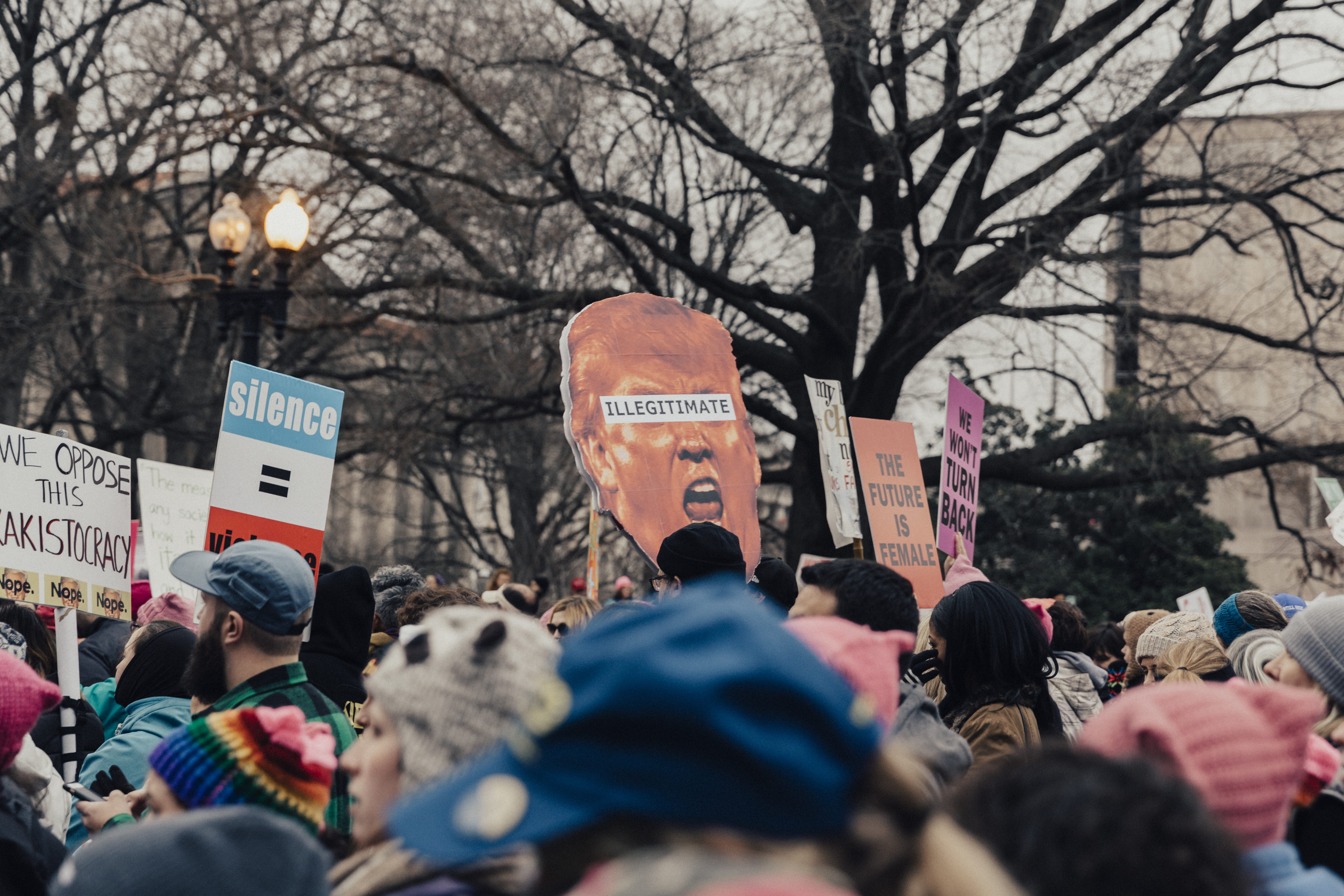 rallying, building exterior, woman, womans march on washington, banner, adult, built structure, protester, people, lifestyles, female, march, women, 5K, HD Wallpaper