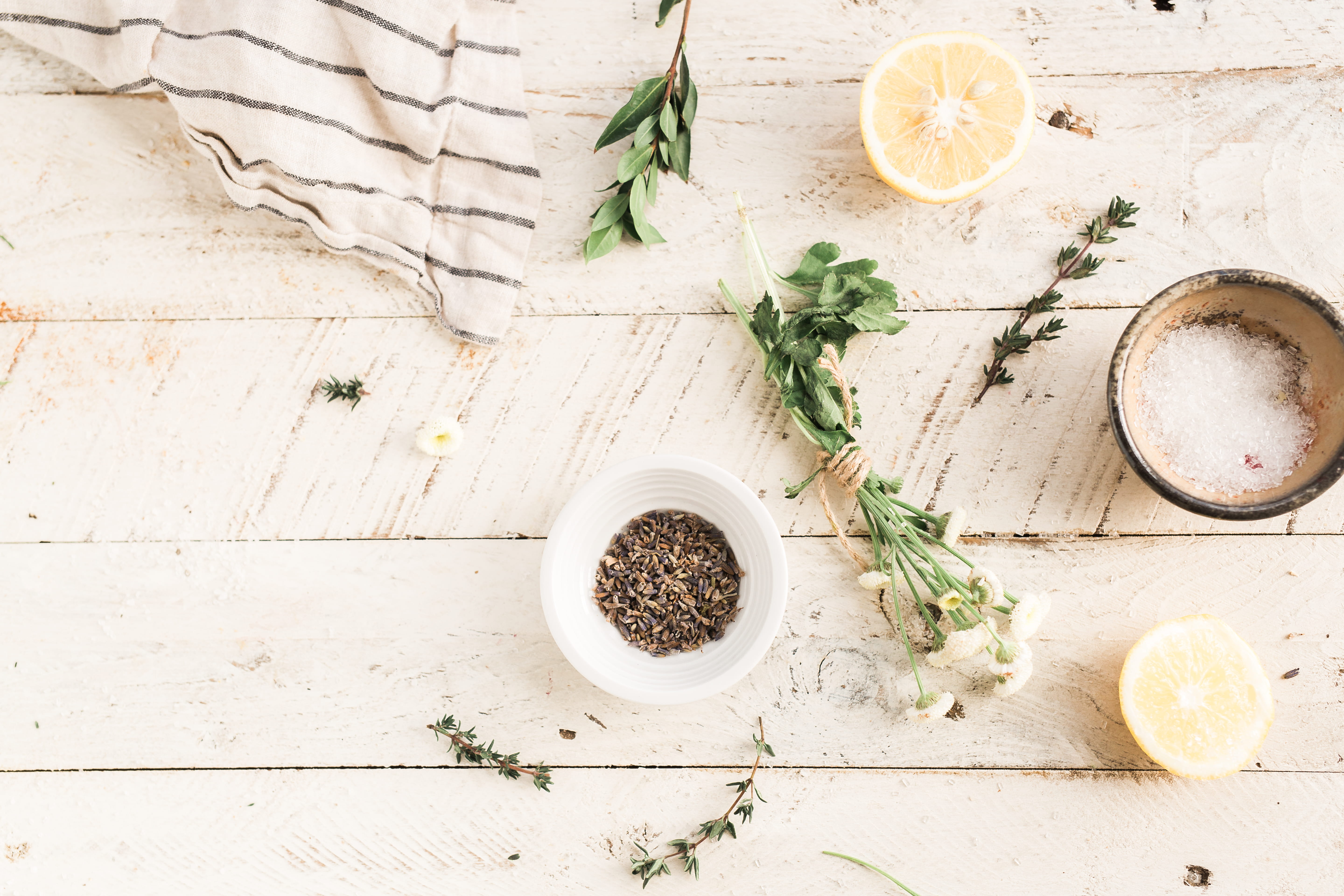no people, beside, flower, freshness, green, refreshment, preparation, napkin, plant, plant part, herb, healthy eating, drink, white, wood - material, sprig, HD Wallpaper