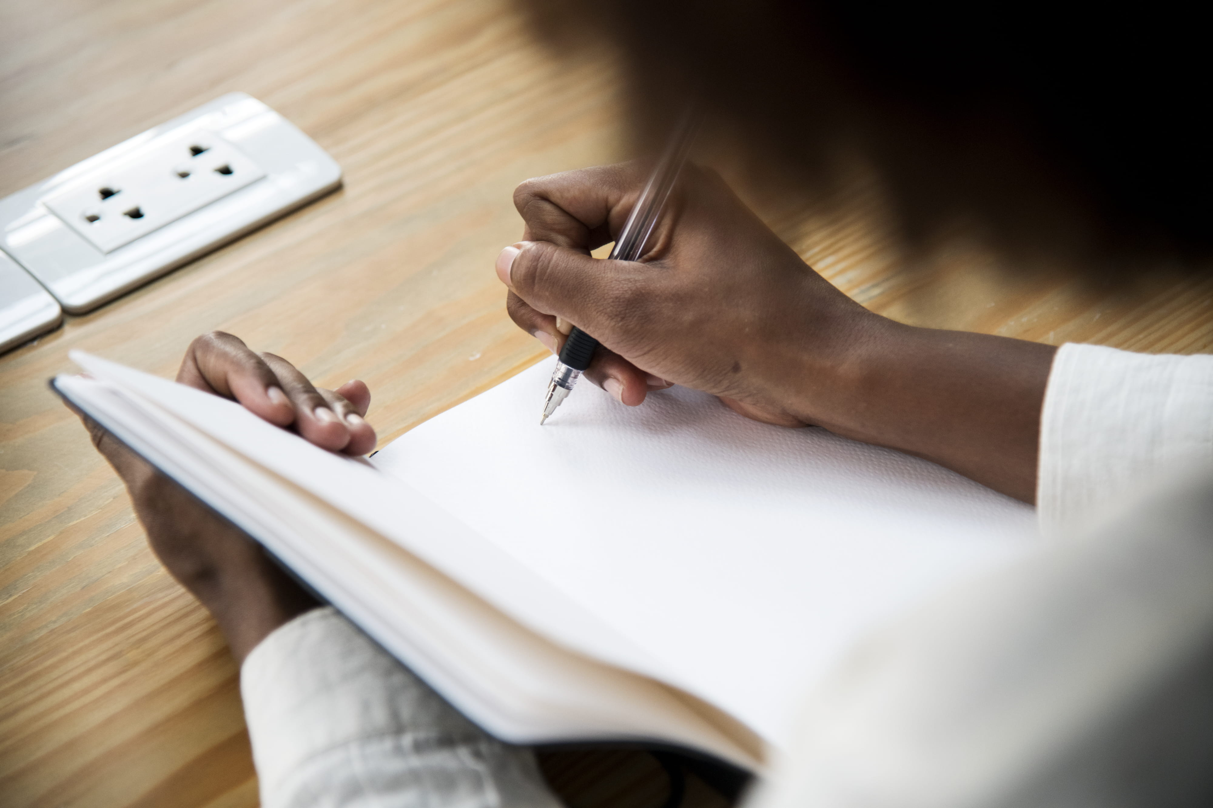 blank, work, furniture, table, human hand, paper, technology, 4K, one person, workspace, notepad, notebook, diary, workplace, selective focus, document, HD Wallpaper