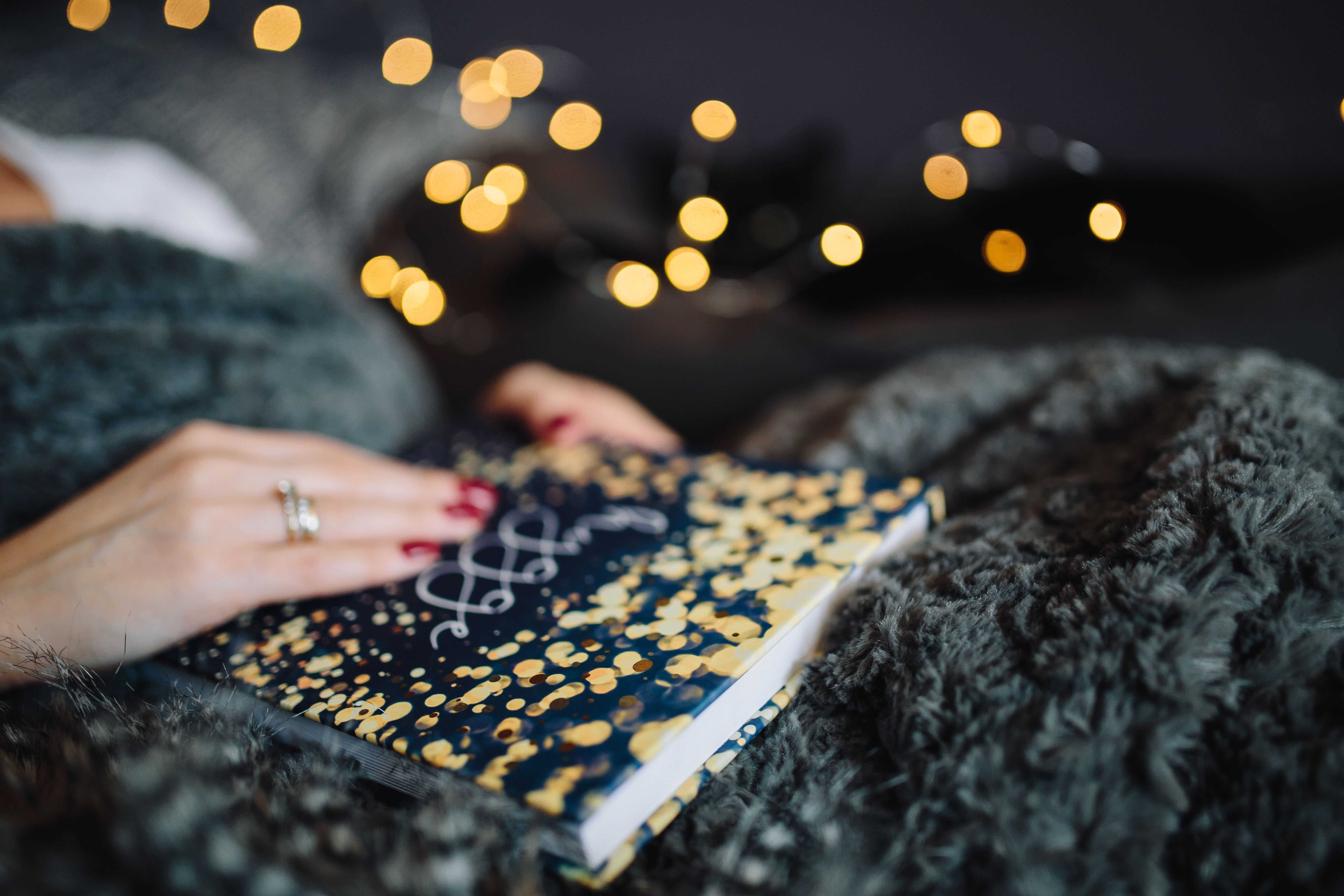 only women, adult, indoor, people, femine, Hygge, women, arts culture and entertainment, indoors, casual clothing, body part, cosy, finger, at home, leisure activity, HD Wallpaper