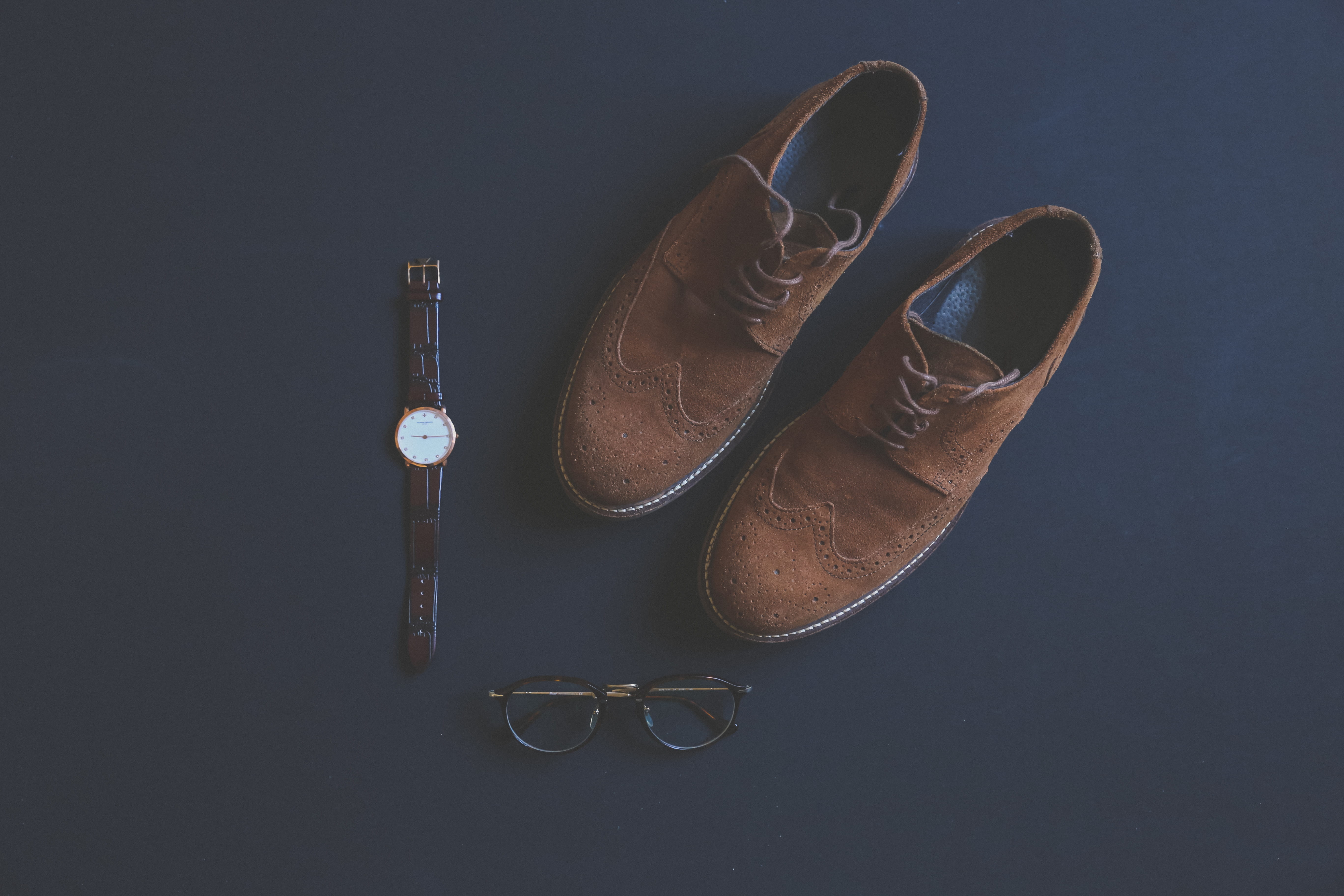 brogue, flatlay, directly above, shoes, beside, 5K, wood - material, classic, eyeglasses, outfit, color, close-up, watch, studio shot, shoe, still life, HD Wallpaper
