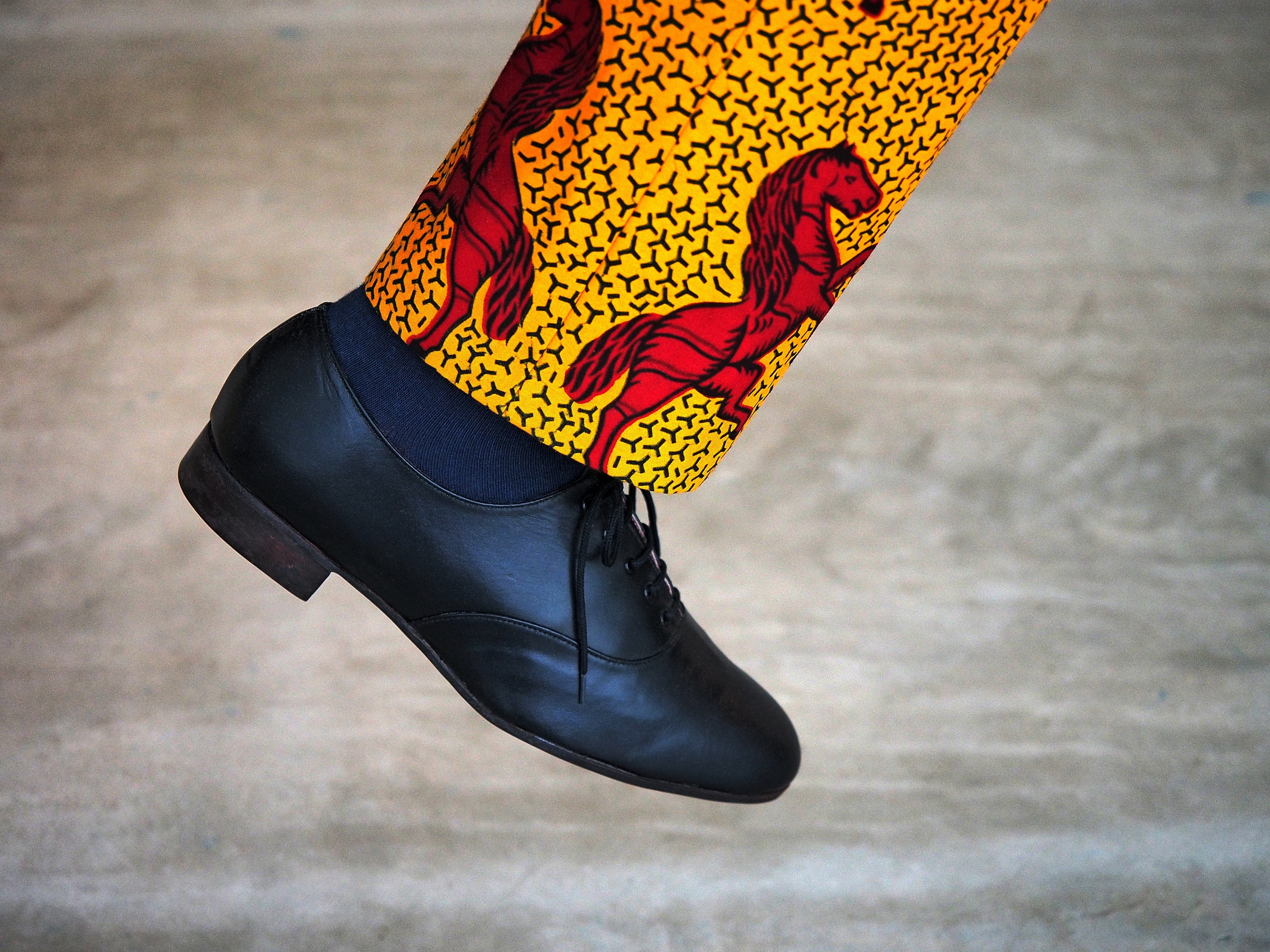 close-up, foot, day, exercise, wearing, gaudy, footstep, brogue, person, clothing, footwear, focus on foreground, dapper, stride, skip, leg, kick, orange, HD Wallpaper