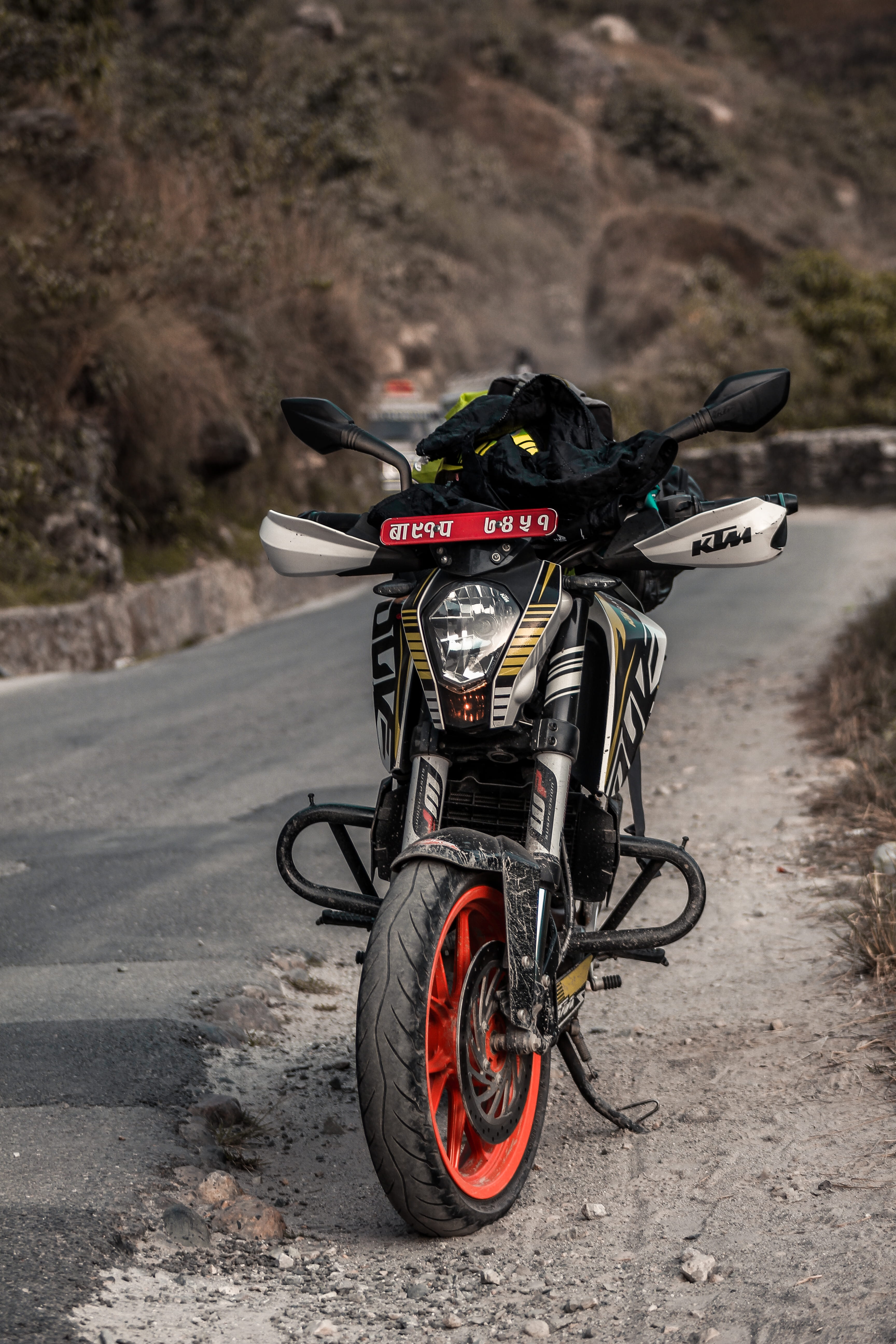 duke200, wheel, apparel, helmet, gravel, non-urban scene, spoke, stationary, dirt, mode of transportation, machine, bicycle, alloy wheel, land, tire, transportation, Phone HD Wallpaper