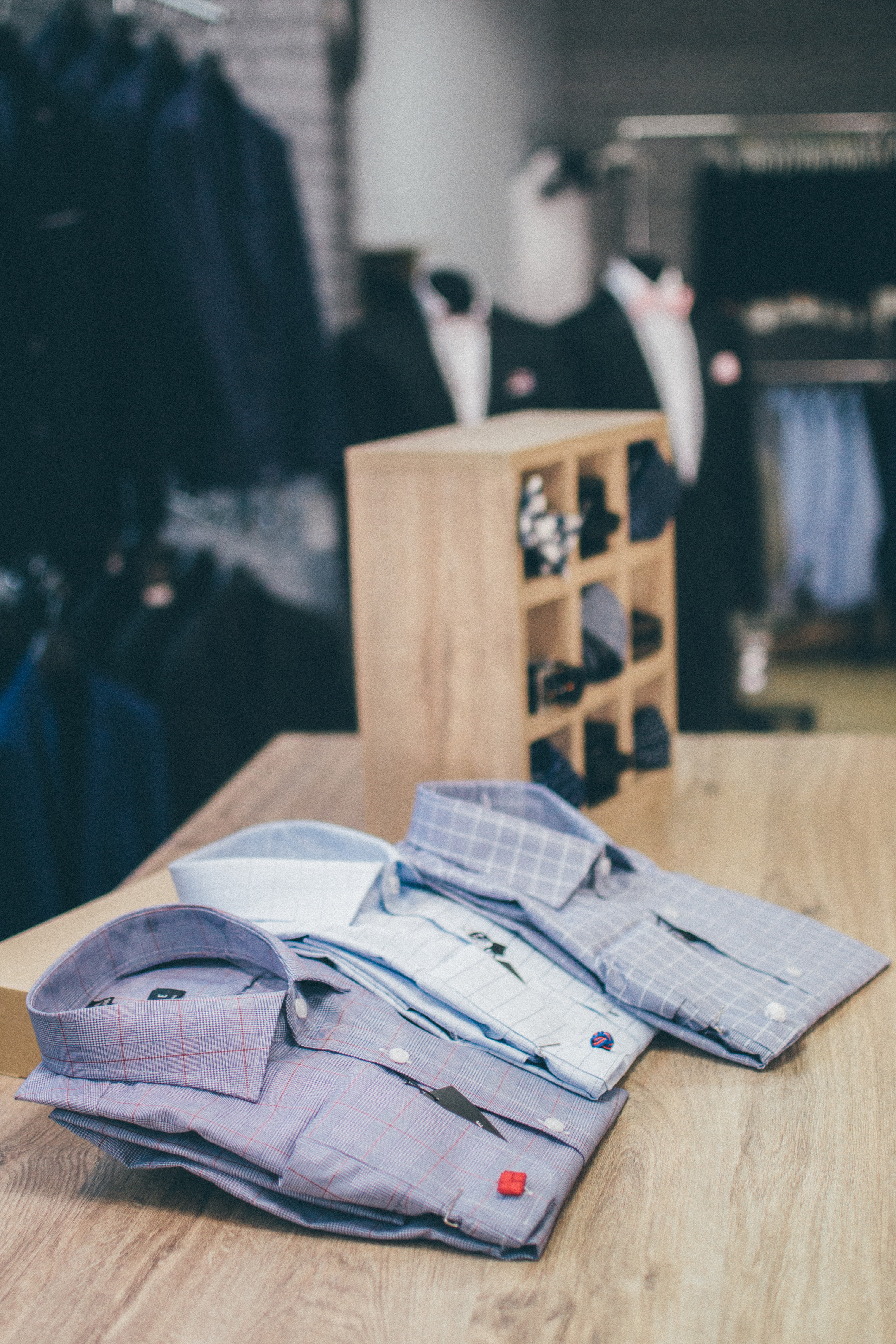 communication, suits, three, wood - material, wood, table, gray, no people, focus on foreground, relaxation, shopping, home interior, close-up, store, textile, Phone HD Wallpaper