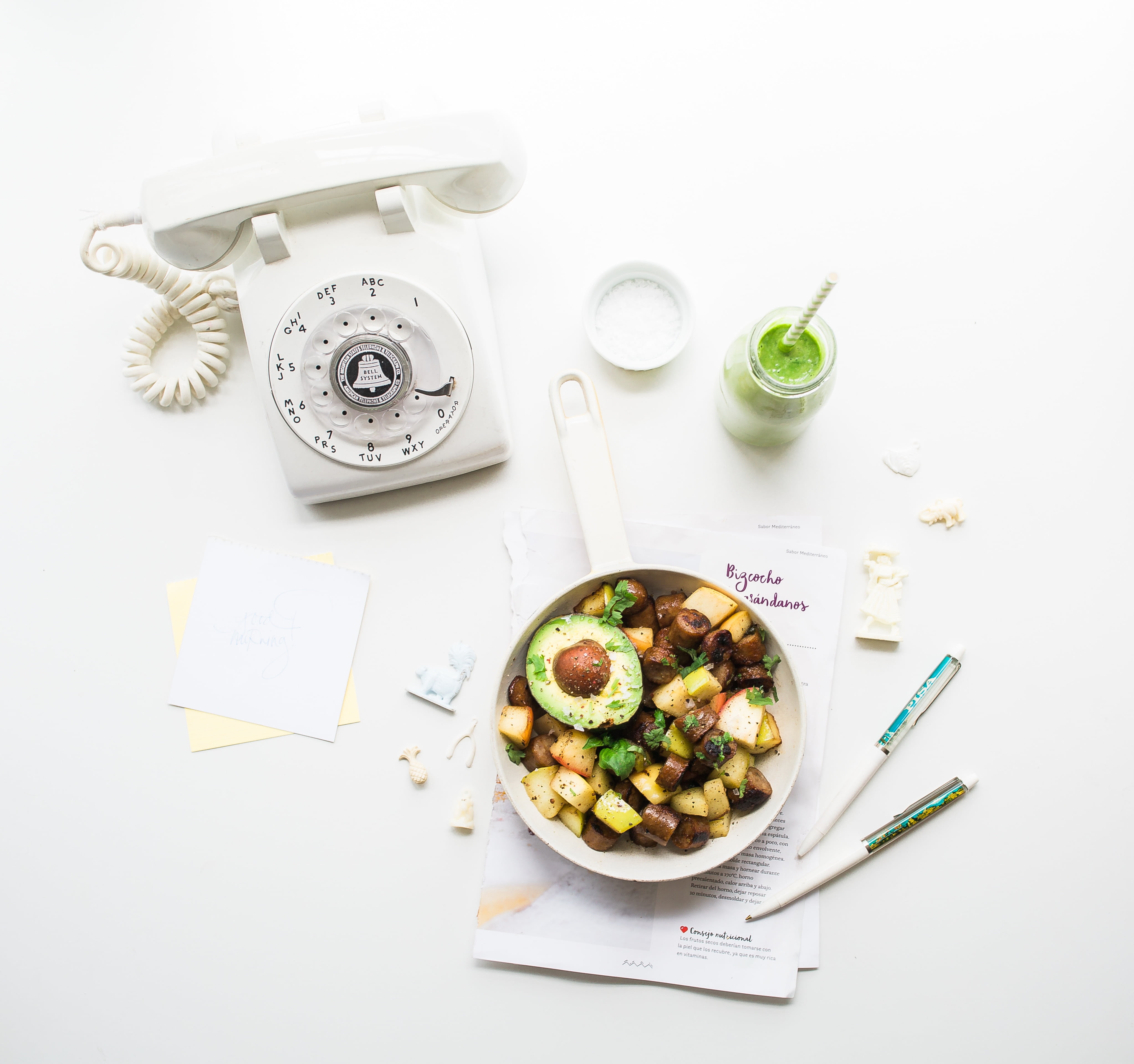 eating utensil, office, kitchen utensil, no people, rotary, 4K, dinner, ready-to-eat, green, indoors, high angle view, avocado, tea, directly above, beside, HD Wallpaper