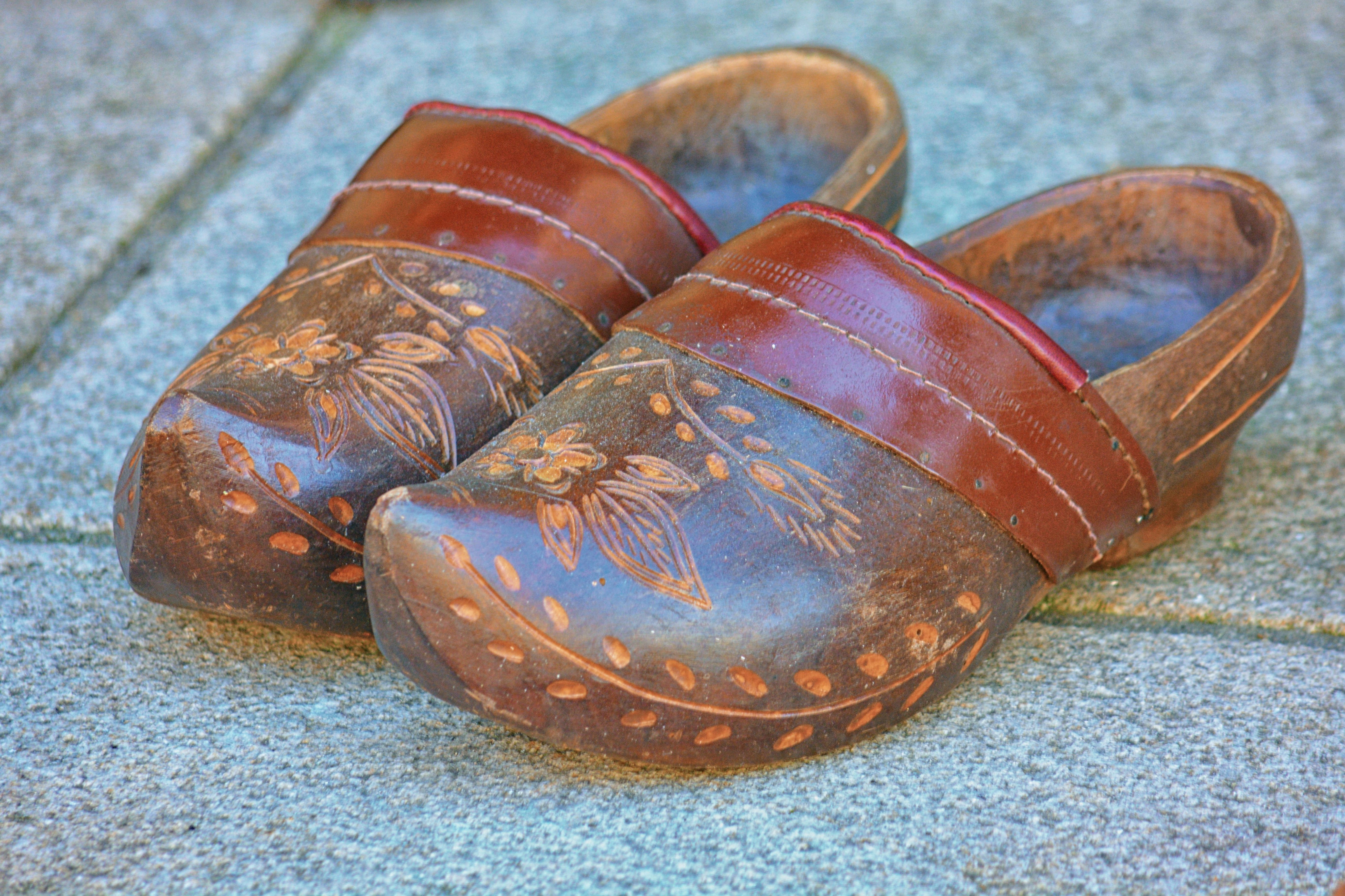 shoe, still life, boot, wood - material, table, Tradition, Field, Clogs, no people, fashion, old, indoors, Wood, wood carving, Farm, flooring, wooden clogs, HD Wallpaper