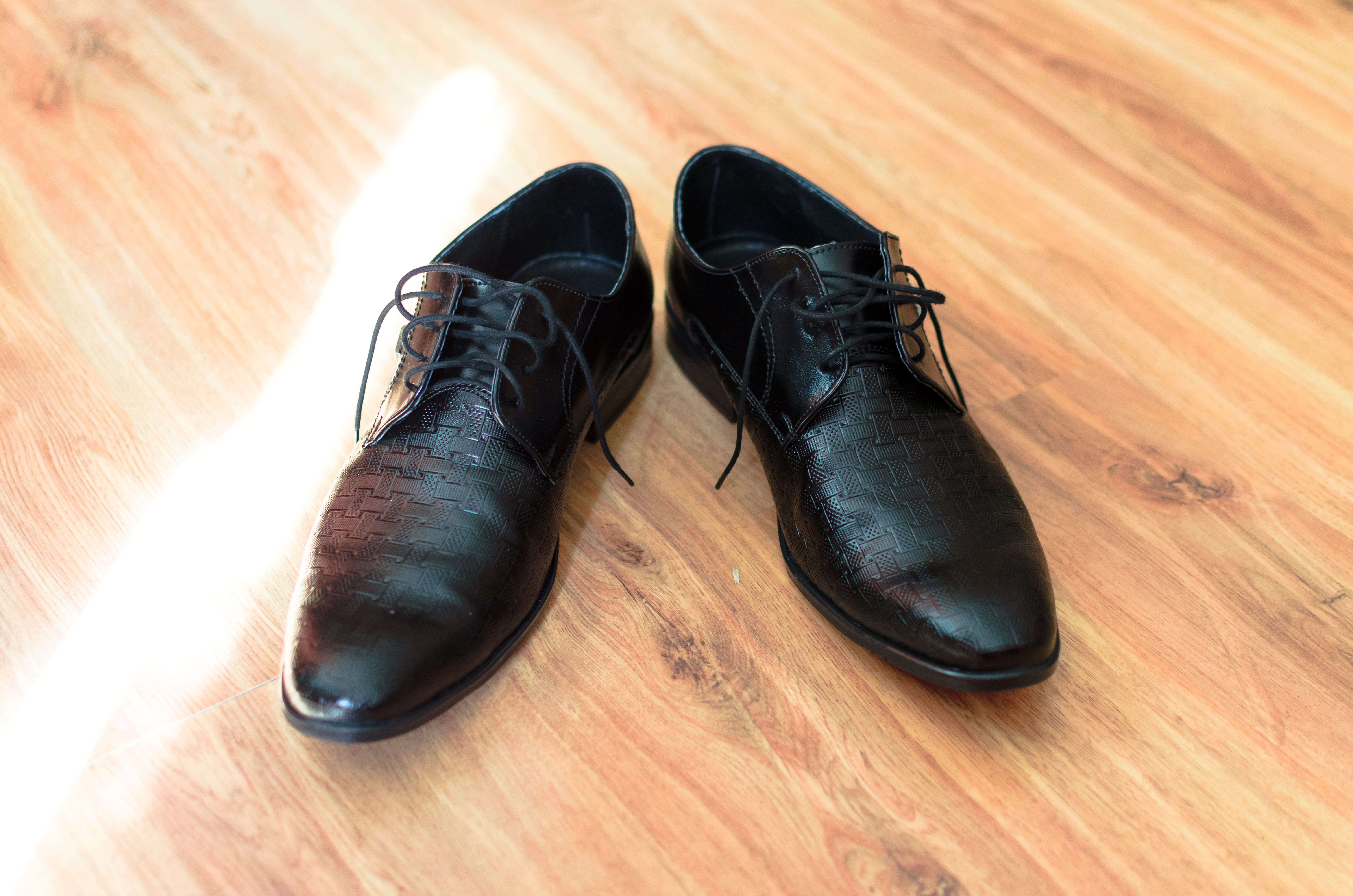 pair, brown, absence, black color, 5K, shoes, no people, laces, wooden, high angle view, menswear, table, close-up, flooring, day, indoors, stylish, colors, HD Wallpaper