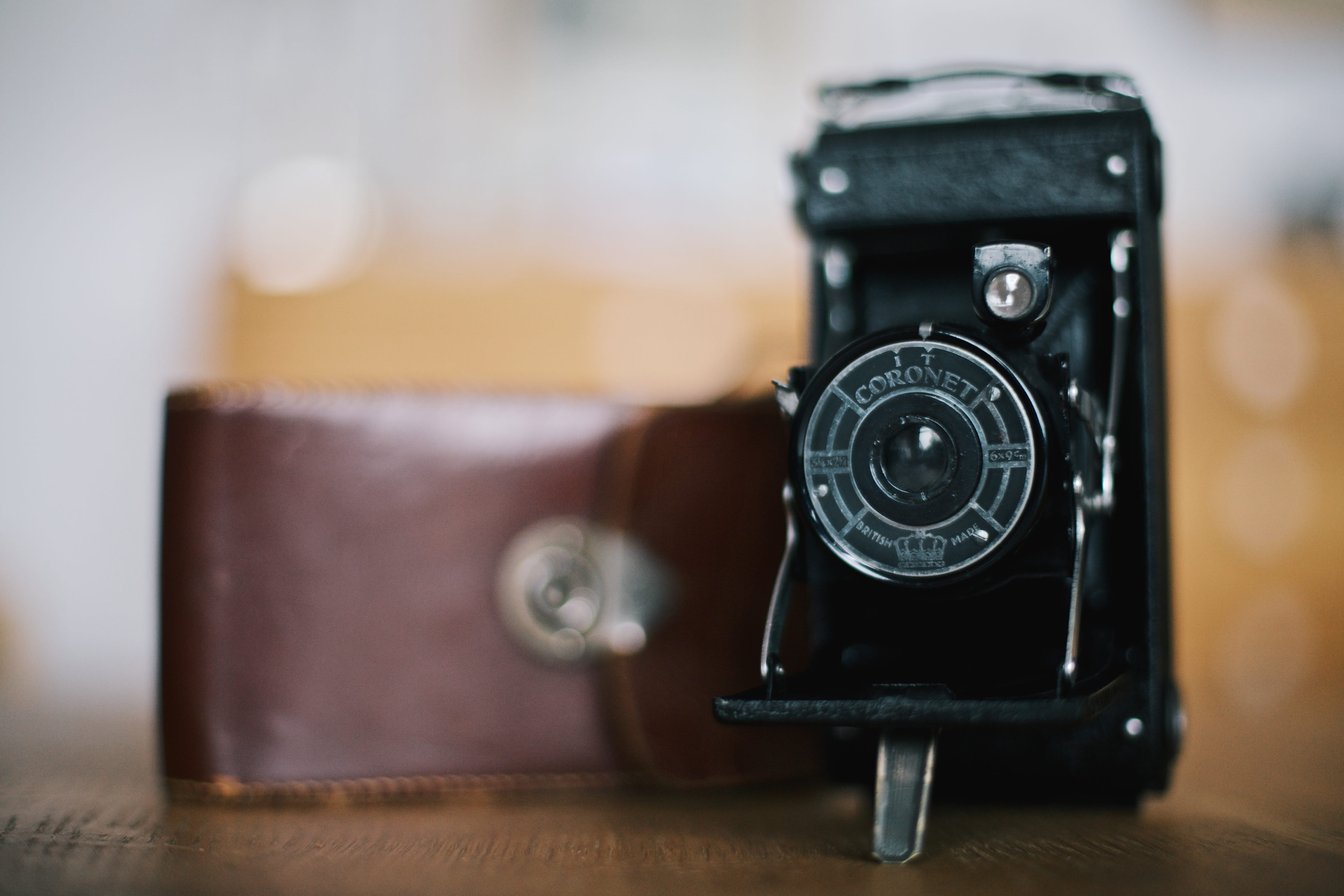 black, nostalgia, slab, still life, selective, photography themes, camera - Photographic Equipment, vintage, film, slr camera, photographic equipment, retro Styled, HD Wallpaper
