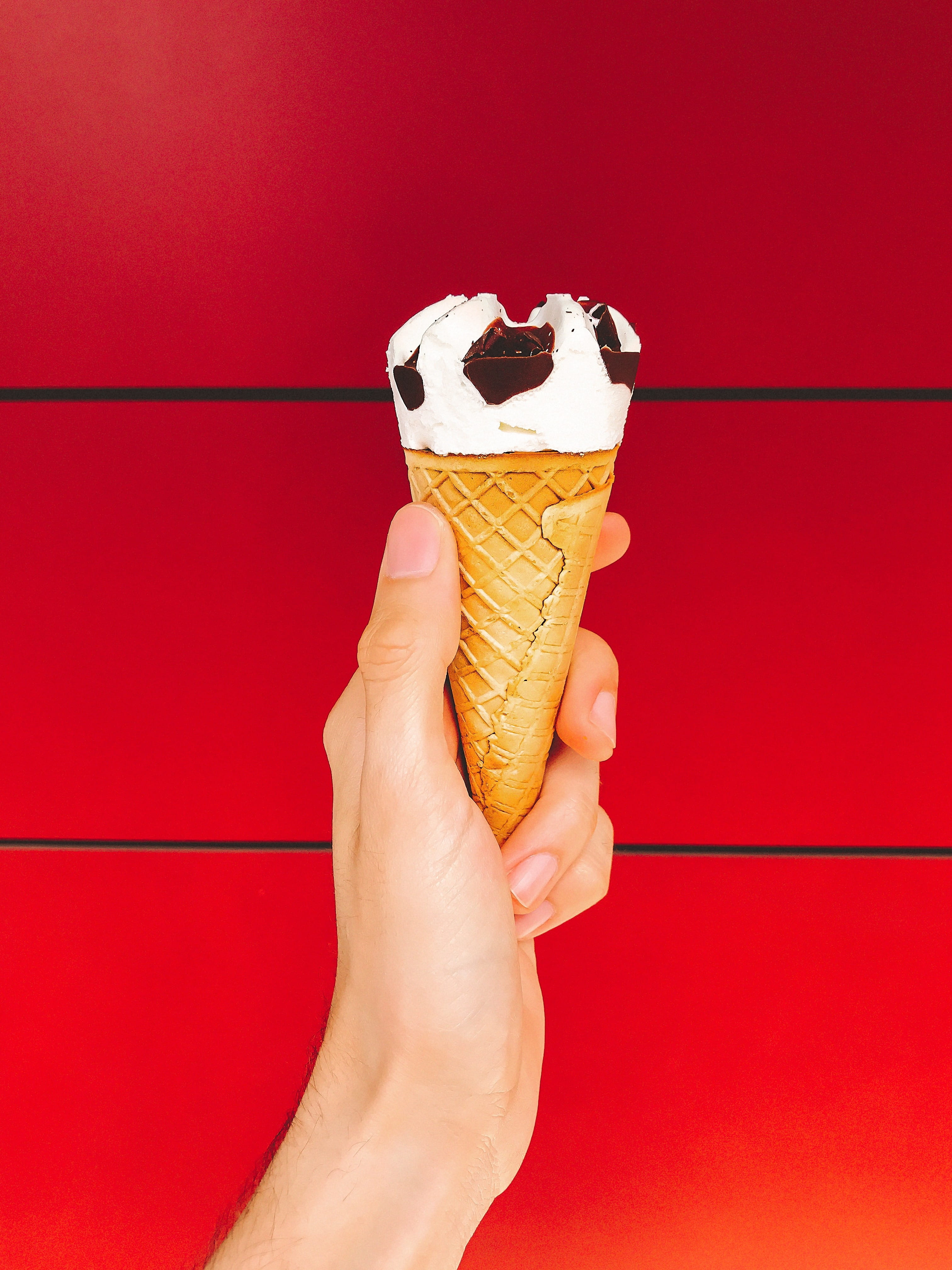 ice, human hand, temptation, sweet food, dairy product, finger, sweet, red, minimalist, one person, cone, person, snack, human body part, foodporn, ice cream, Phone HD Wallpaper