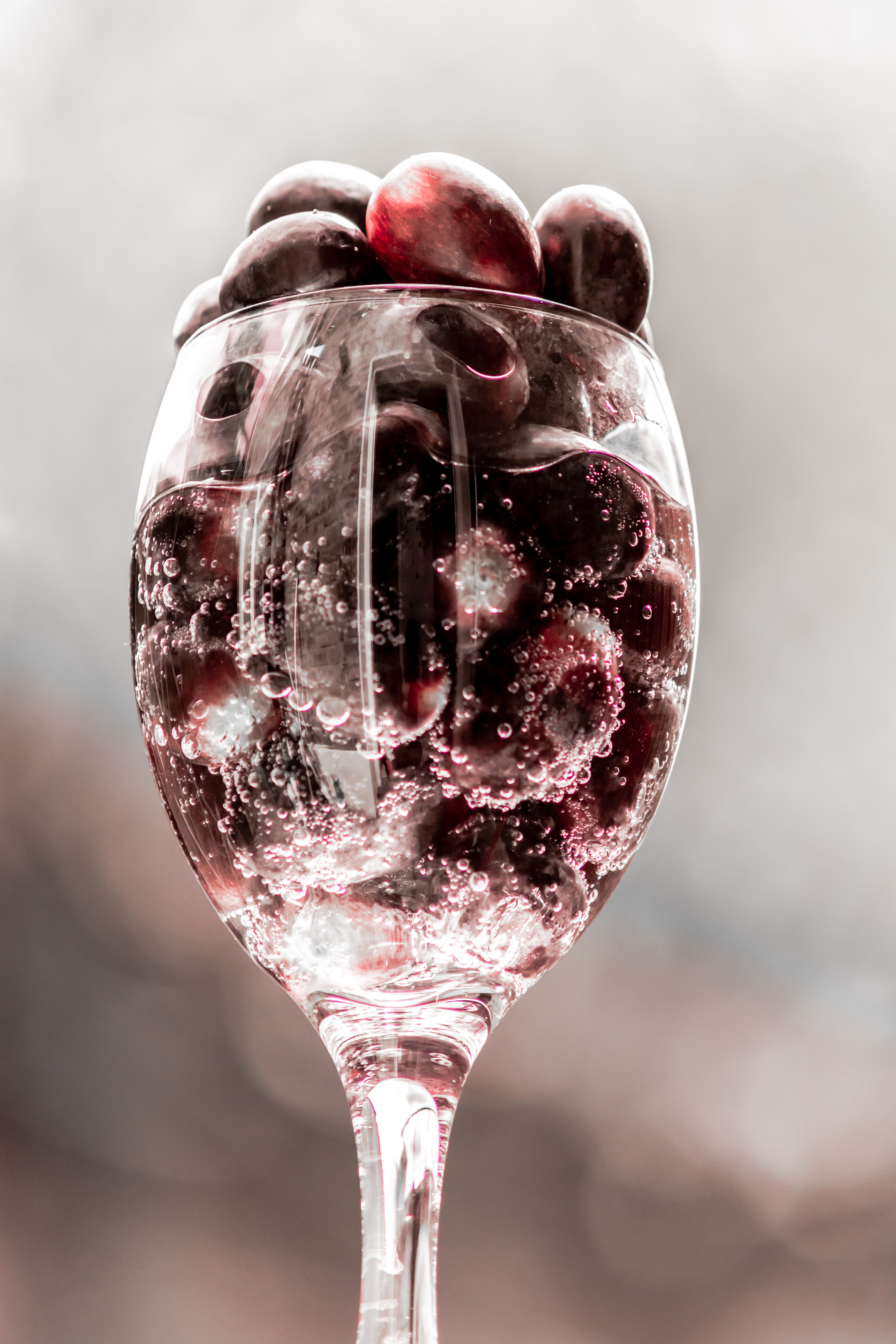 clear, lime, agriculture, food, white, transparent, bar, wineglass, sweet, fruit, drink, red wine, cold temperature, freshness, focus on foreground, 5K, Phone HD Wallpaper