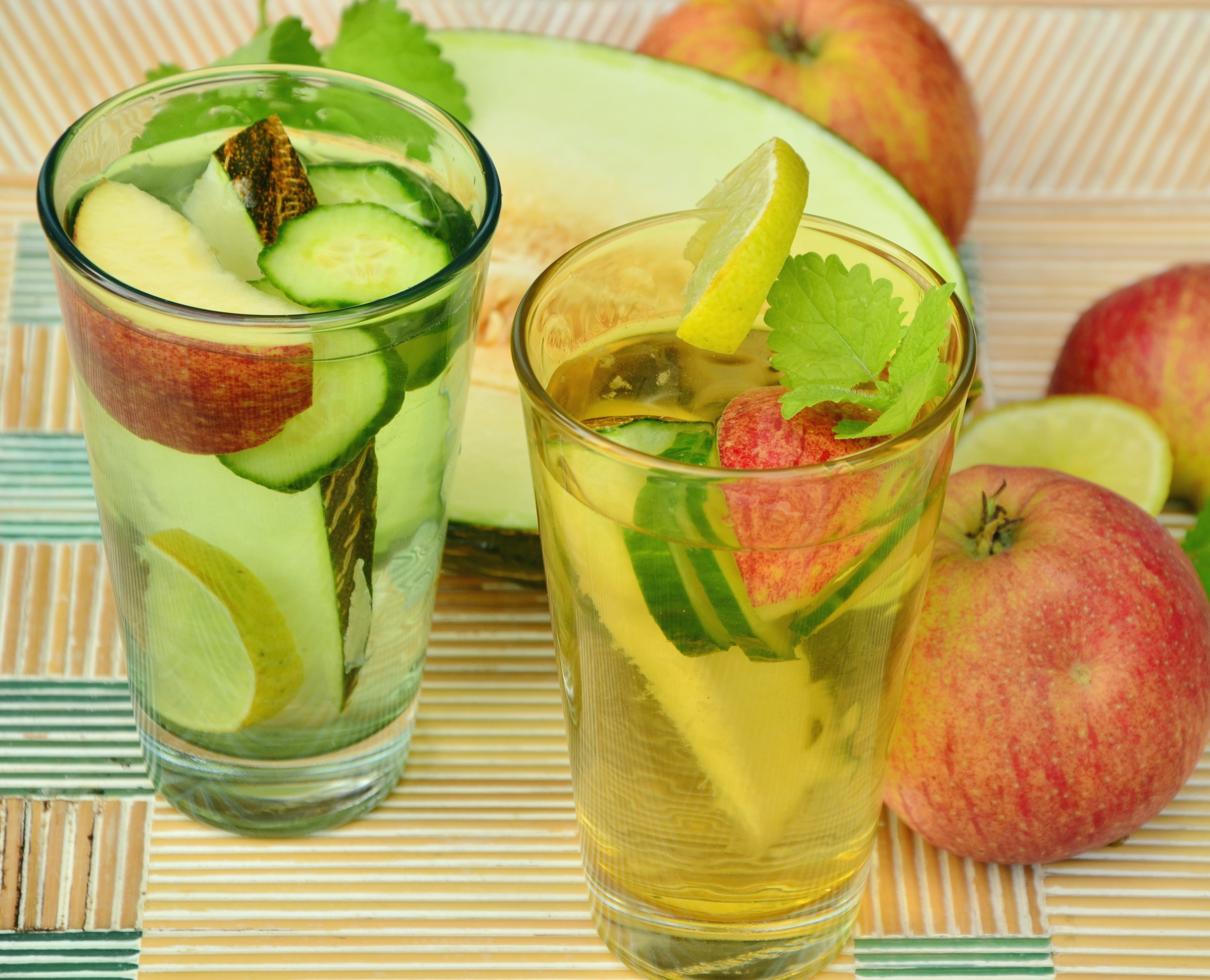 refreshing, clear, 4K, detox, slice, alcohol, drinking glass, inside, fresh, cold temperature, household equipment, health, fruit, food and drink, thirst, HD Wallpaper