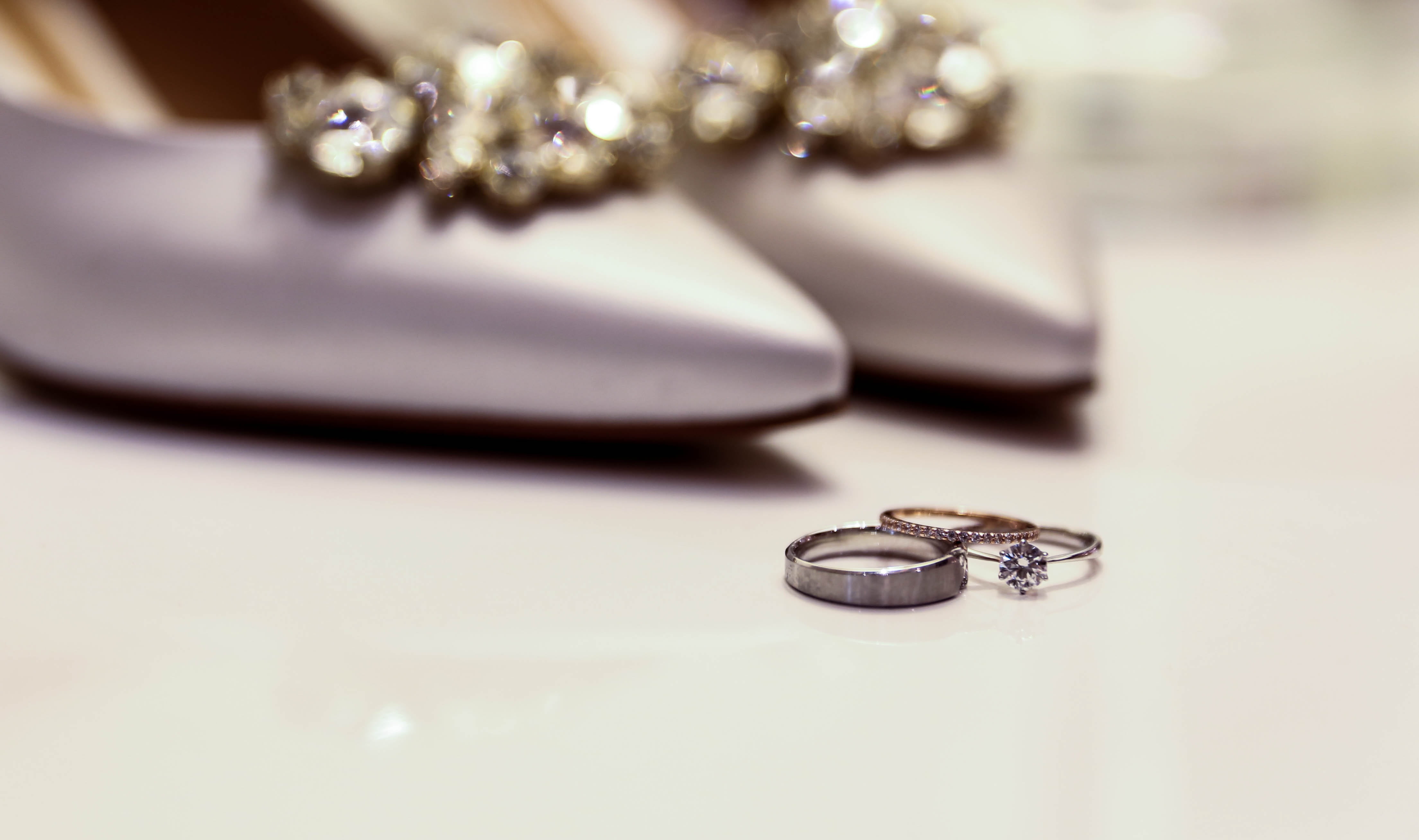 personal accessory, gold, day, gemstone, platinum, precious gem, diamond, next, selective focus, shiny, pearl jewelry, shoe, pair, event, wealth, for, 4K, HD Wallpaper