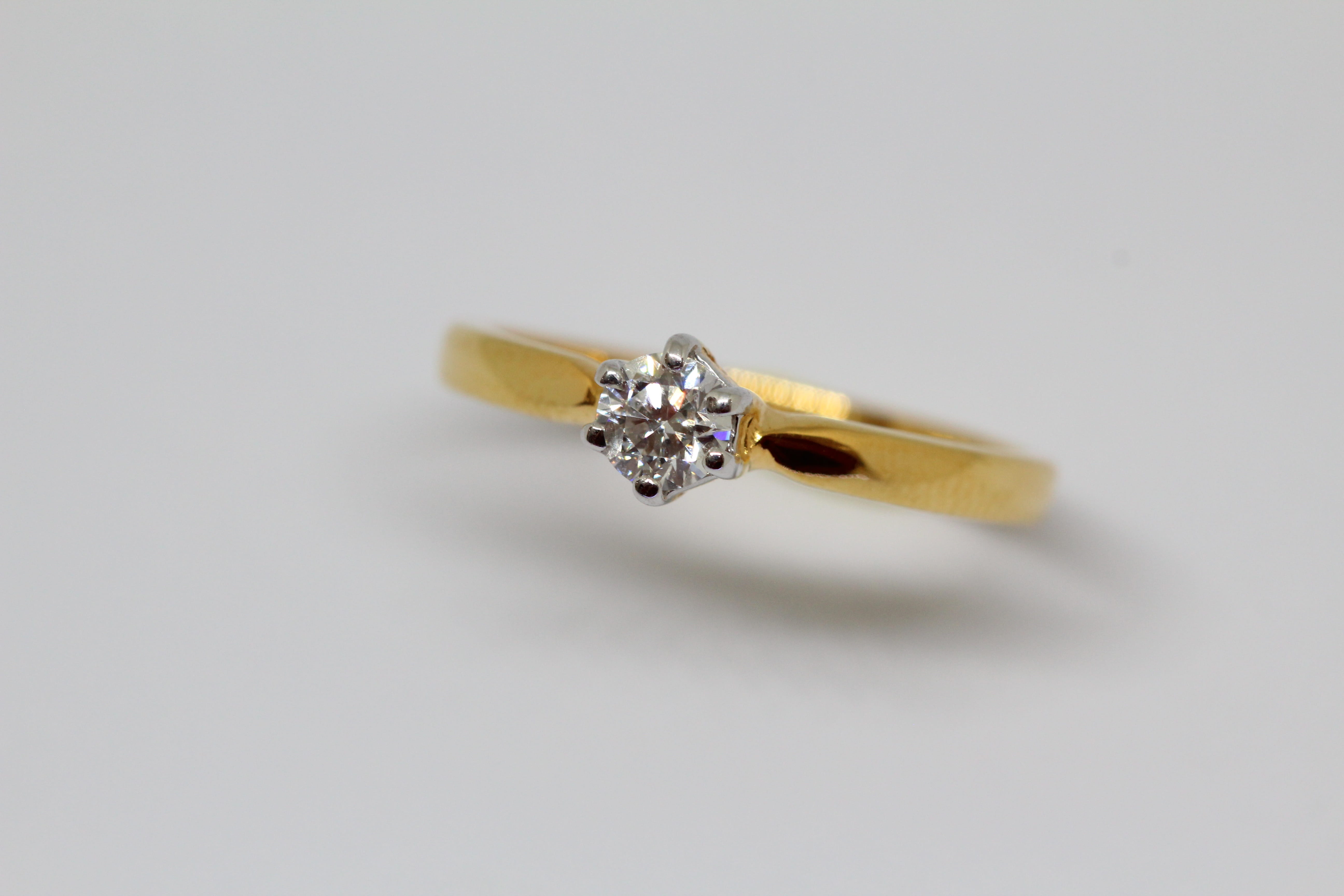 studio shot, platinum, gemstone, engagement, jewel, positive emotion, diamond, love, ring, indoors, gold, 5K, shiny, no people, event, personal Accessory, HD Wallpaper