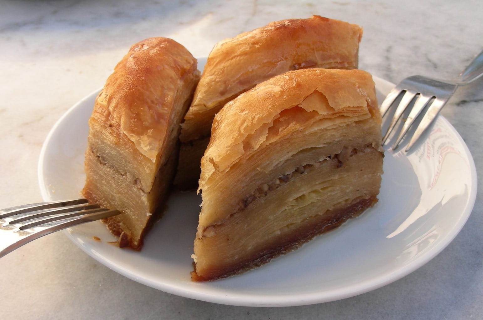 indulgence, baked, table knife, still life, sugar, no People, delicious, Dessert, ready-to-eat, french food, fork, forks, indoors, eating utensil, Puff Pastry, HD Wallpaper