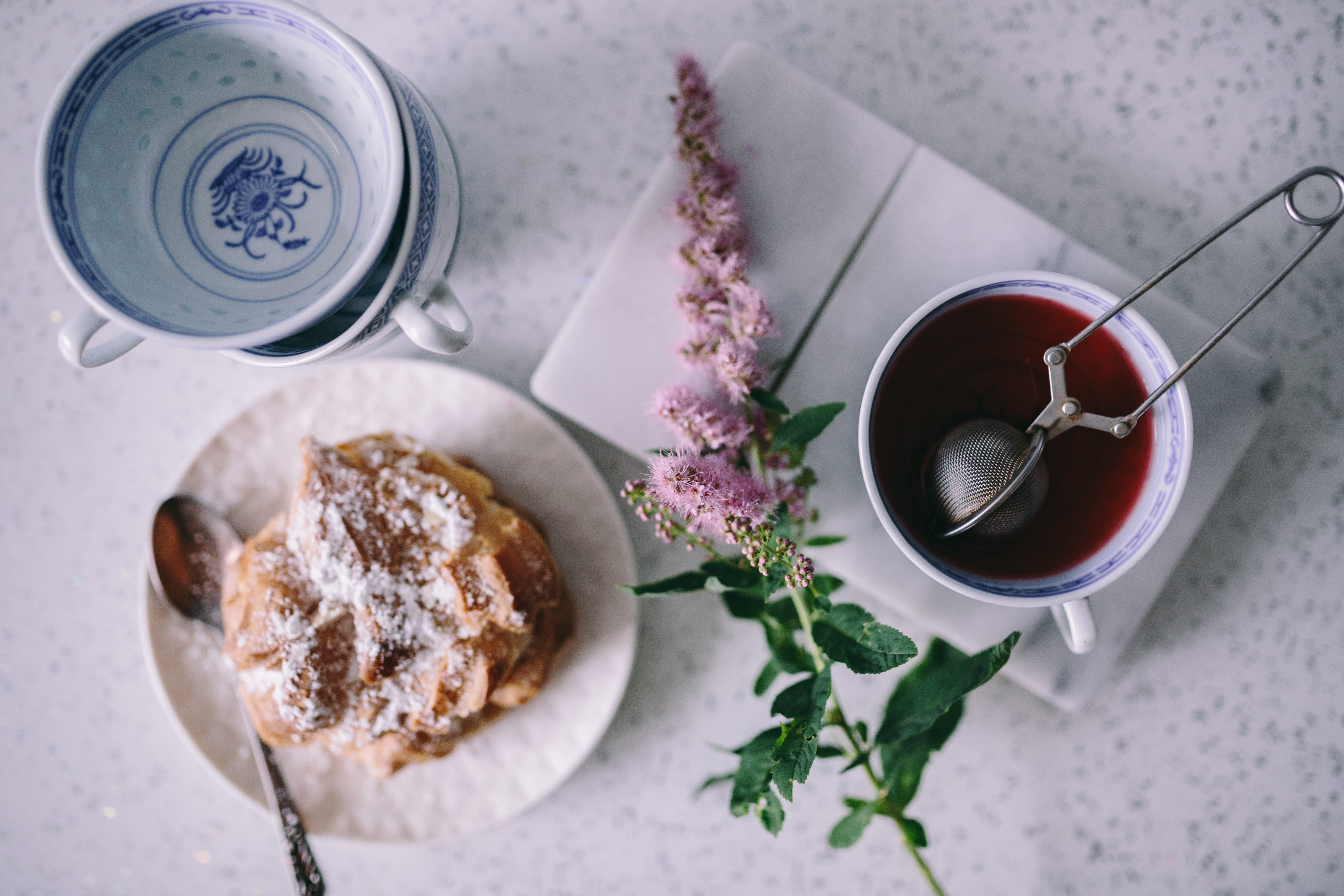 cookie, Cream Puffs, cup of tea, cup, freshness, coffee - drink, meal, mug, crockery, dessert, cake, food and drink, Coffee, high angle view, gourmet, table, HD Wallpaper