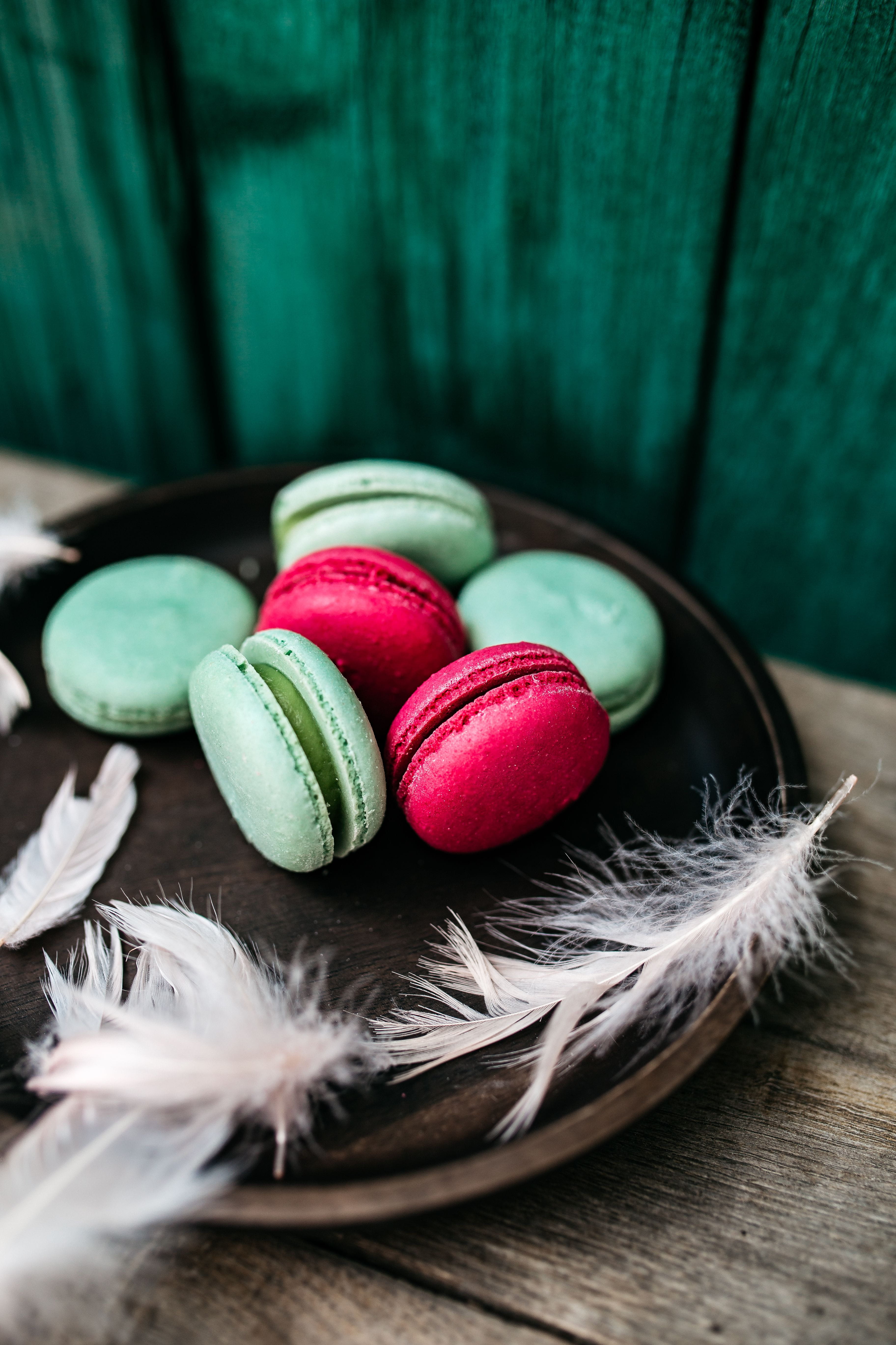 temptation, easter egg, pink, freshness, colorful, close-up, green color, selective focus, table, macaroon, celebration, holiday - event, wood - Material, Phone HD Wallpaper