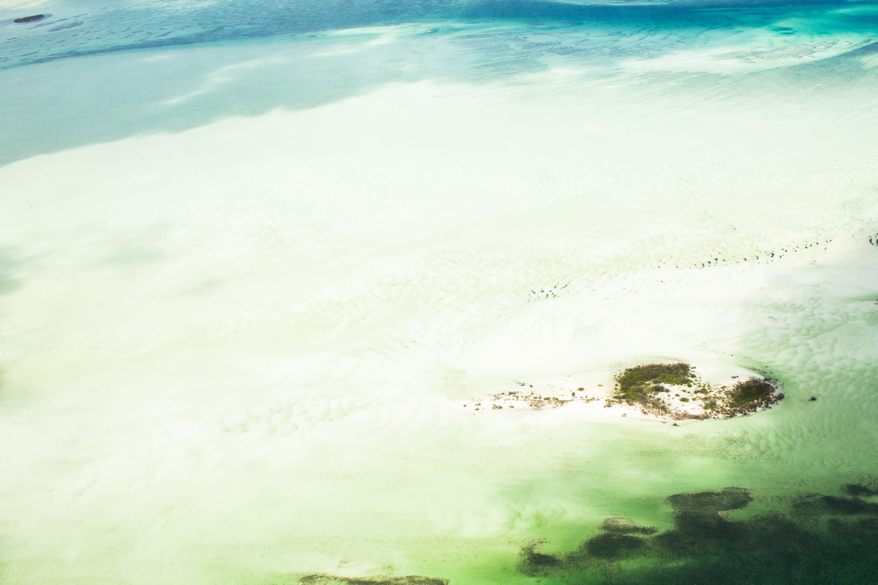 turks and caicos, beach, day, caribbean, scenics - nature, land, aquatic sport, beauty in nature, high angle view, wave, tranquil scene, shallow, turks and caicos islands, HD Wallpaper