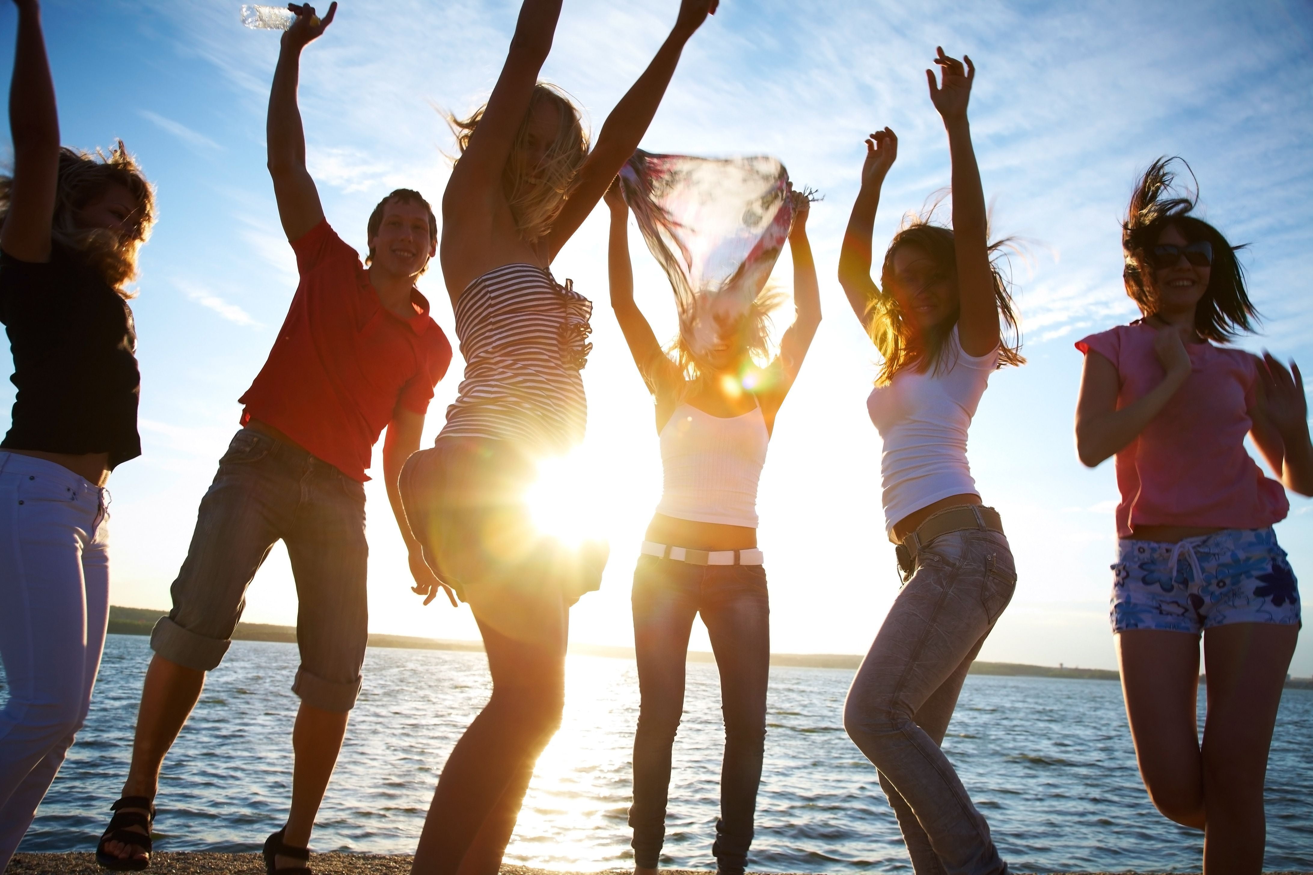 sunny, smiling, relaxation, shirt, lifestyles, party, recreational Pursuit, dance, standing, sunlight, celebration, people, white, lens Flare, outfit, beach, HD Wallpaper