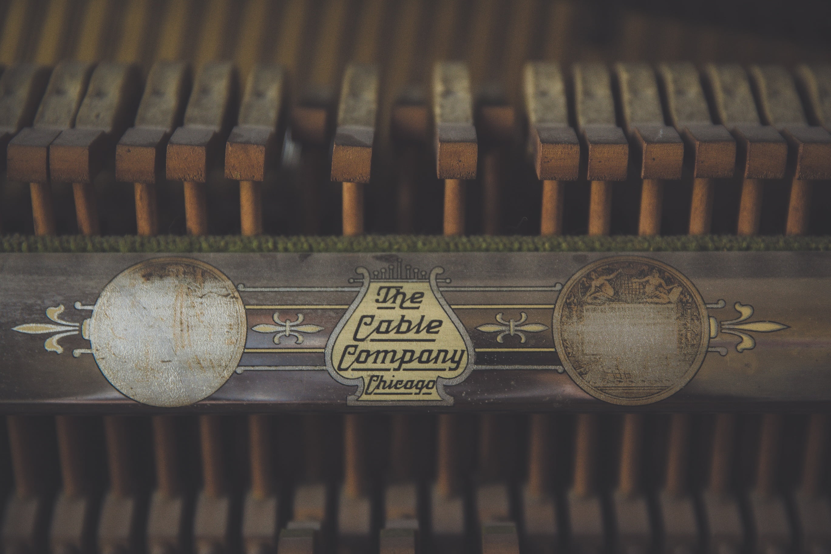 day, traditional, wood - material, vintage, focus on foreground, nostalgia, communication, safety, cable, technology, no people, security, equipment, musical instrument, HD Wallpaper