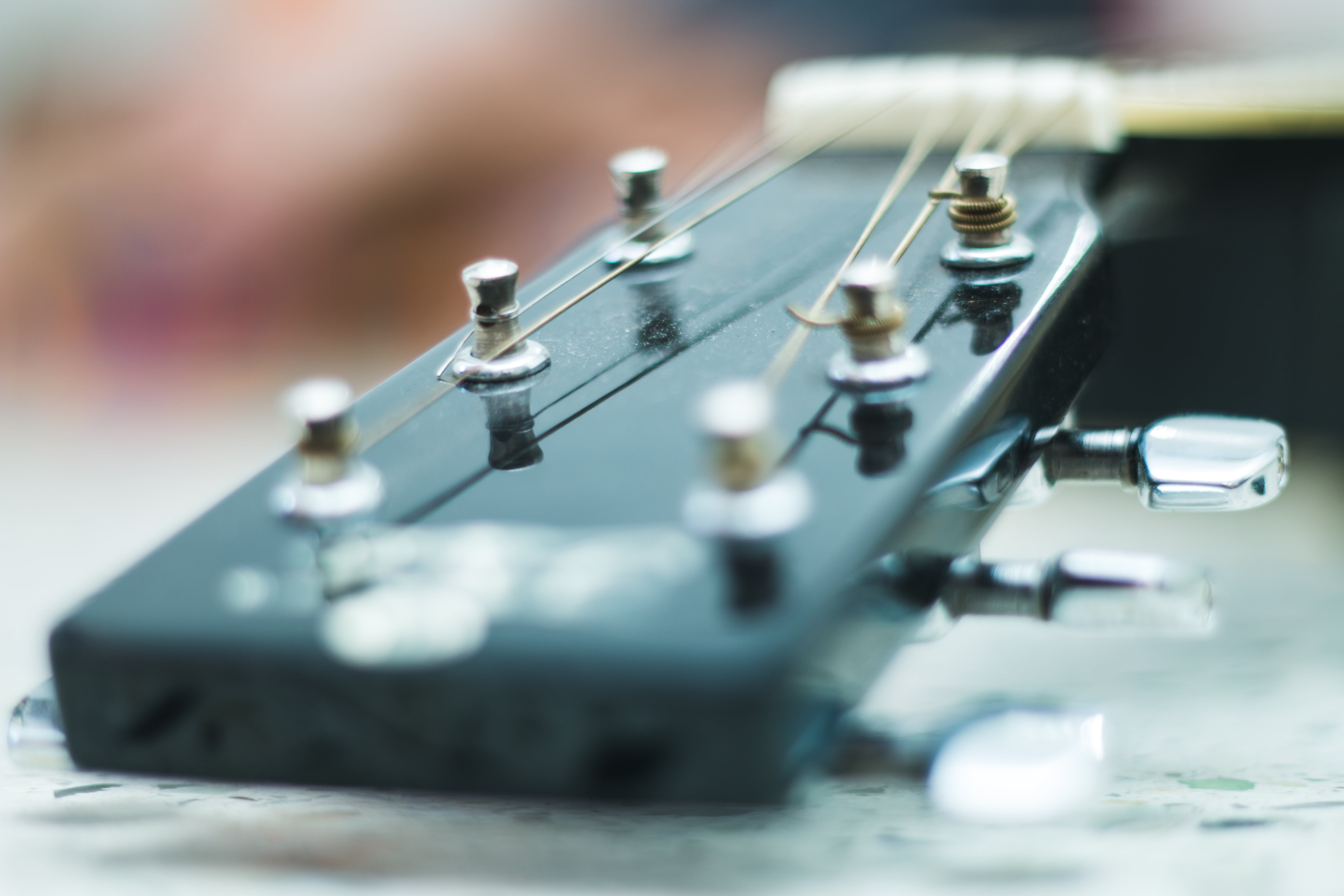guitarist, extreme close-up, musical equipment, acoustic, wooden, concert, indoors, rock, play, musician, machinery, music, metal, close-up, melody, hobby, HD Wallpaper