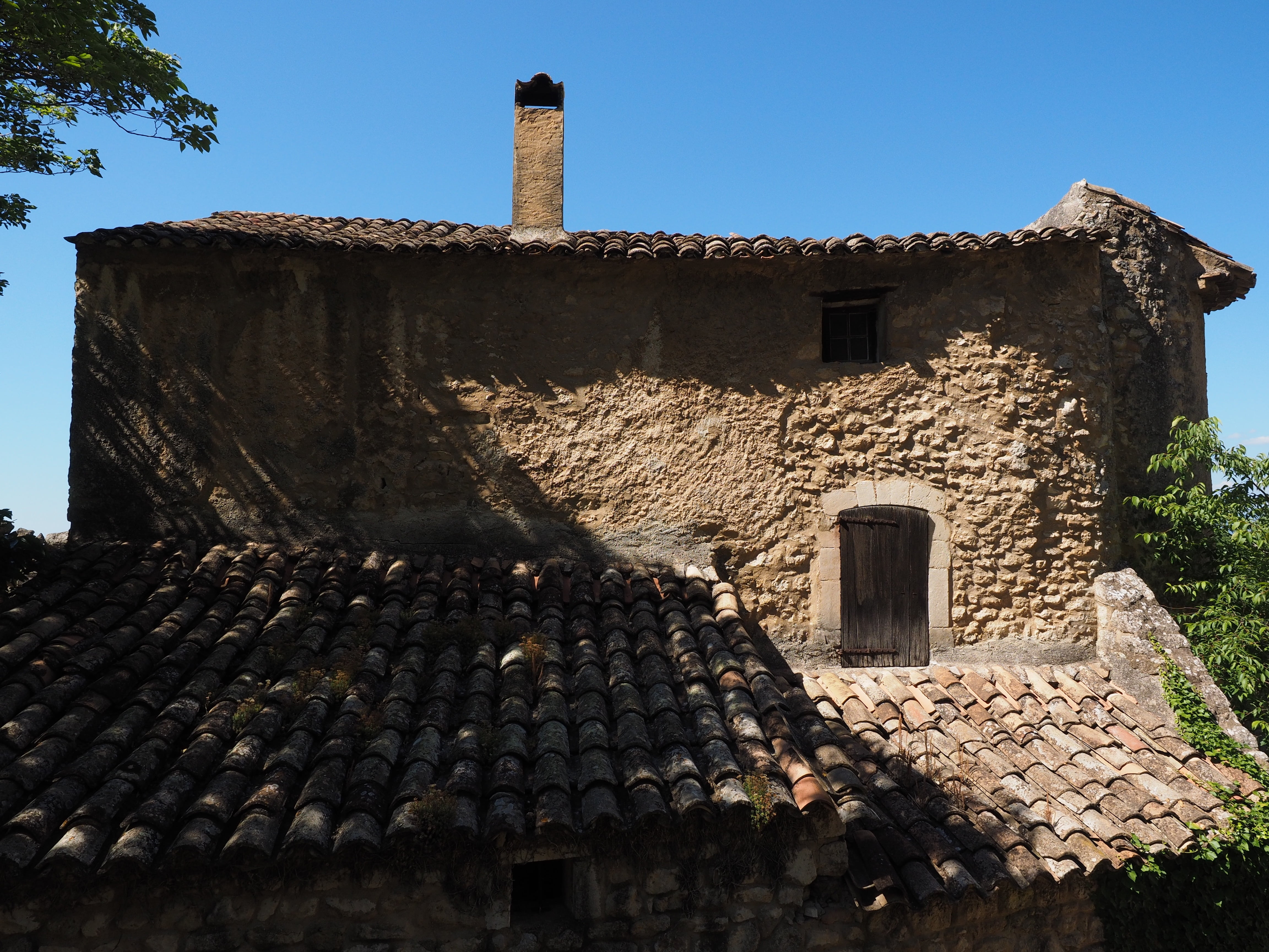 travel, medieval, building, day, travel destinations, built structure, artists village, ancient, home, sky, no people, roof tile, architecture, city, provence-alpes-côte dazur, HD Wallpaper