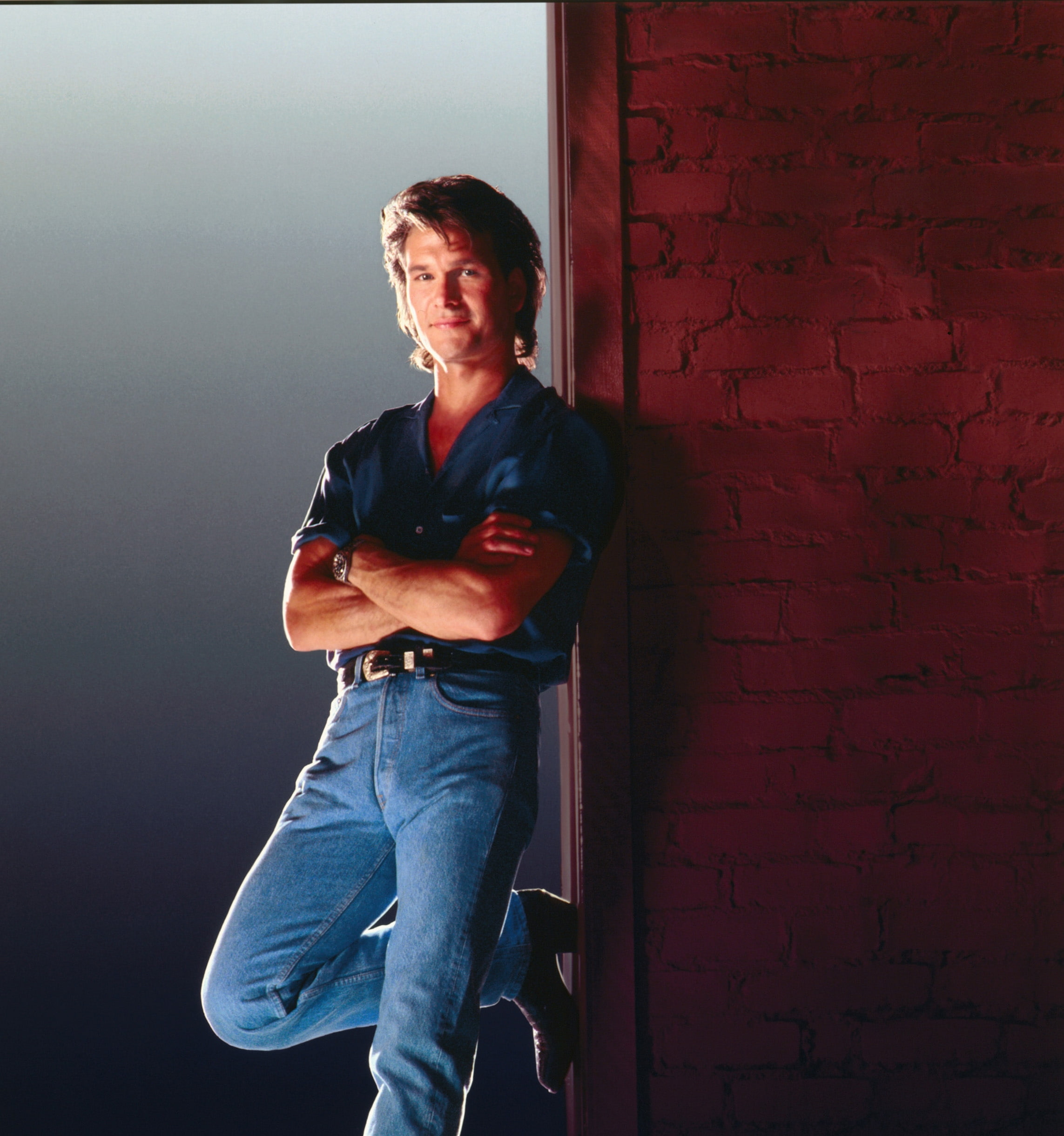 1080P, swayze, Jeans, patrick, brick, wall, people, art, x, men, hd, actors, Phone HD Wallpaper