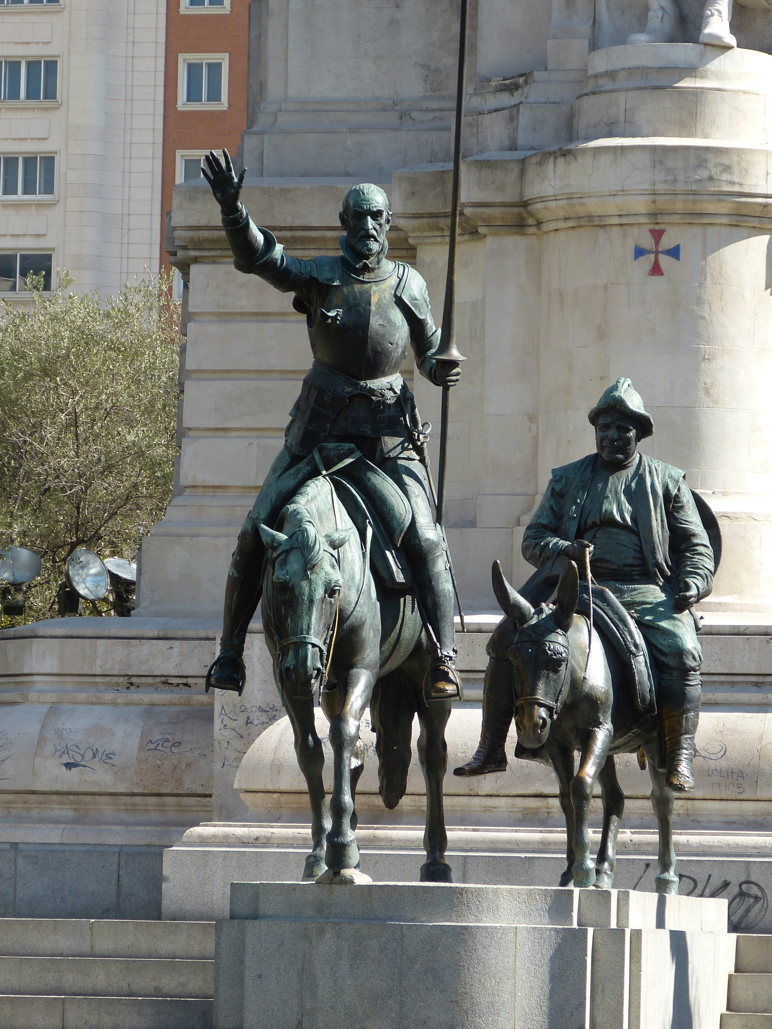 Madrid, horse, art and craft, middle ages, figure, the past, space, no people, riding, cervantes, bronze statue, day, two, creativity, building exterior, Phone HD Wallpaper