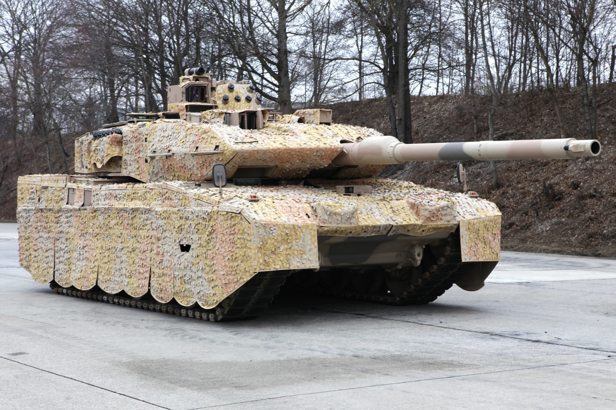 metal, russia, battle, world War II, artillery, Leopard 2A7+, panzer, armored Vehicle, fighting, 1080P, damaged, military, cannon, heavy, tank, army, machinery, HD Wallpaper
