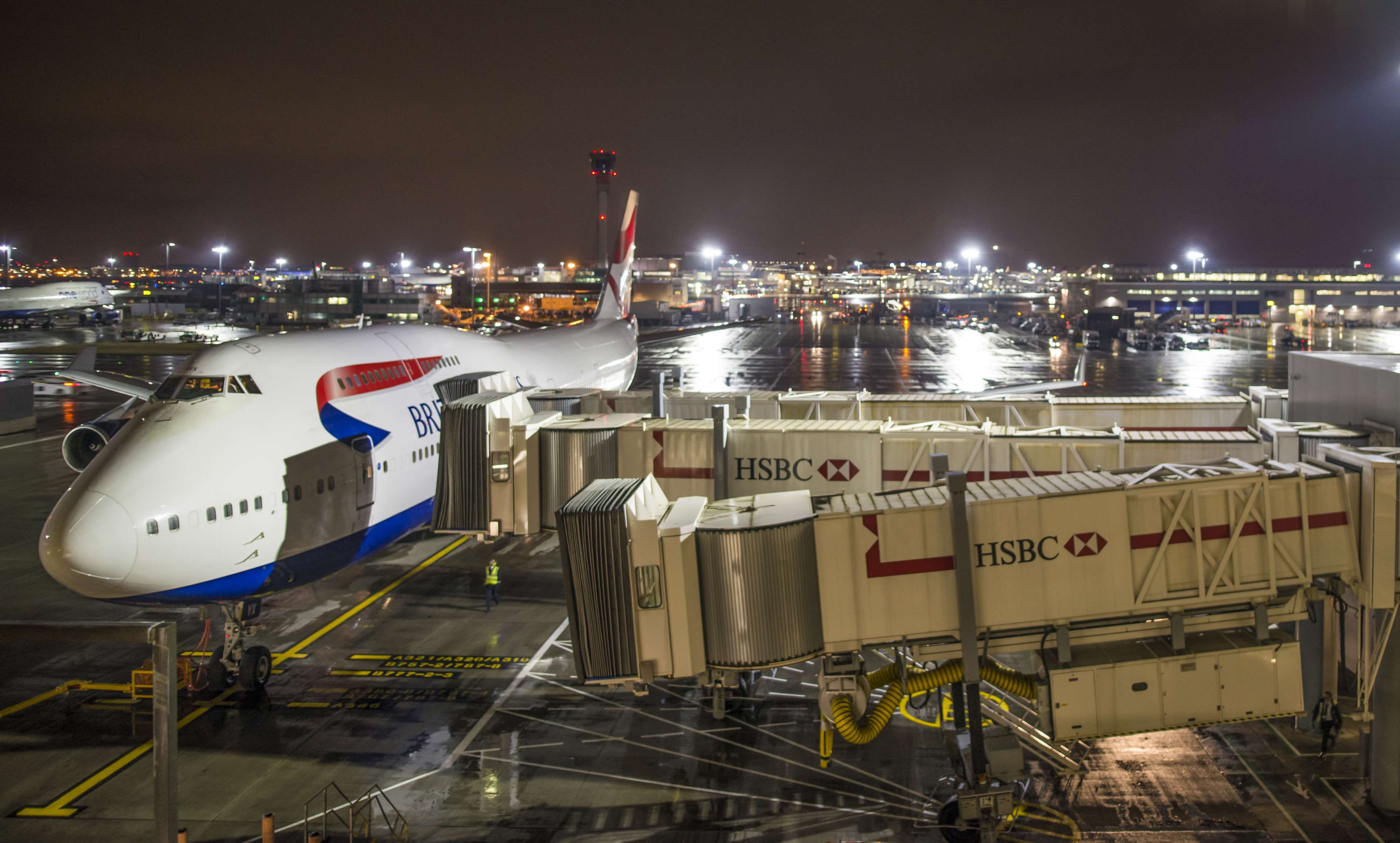 airoplane, 4K, night, airplane, city, architecture, british air, airline, sky, nature, airport, ship, industry, transportation, mode of transportation, HD Wallpaper