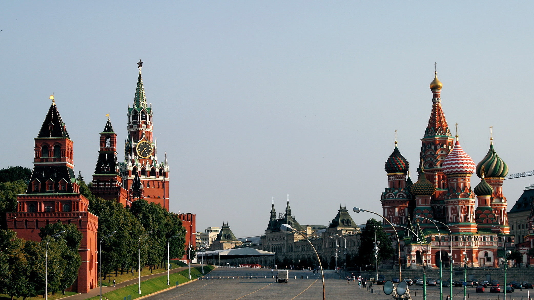 old, Moscow, outdoors, cathedral, clear sky, GUM, church, Vasilevsky descent, day, building, nature, capital Cities, travel, St. Basils Cathedral, cultures, HD Wallpaper