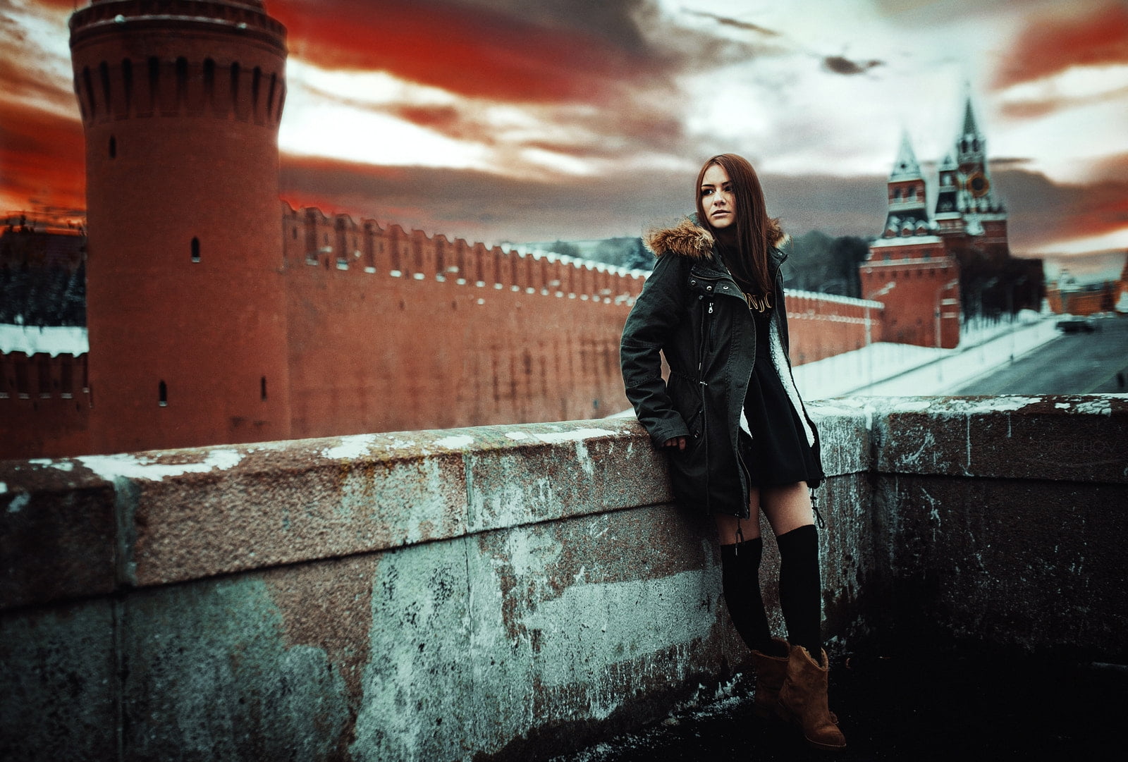 beauty, hairstyle, cloud - sky, fashion, leisure activity, Kremlin palace, 500px, beautiful woman, young adult, young women, clothing, outdoors, standing, HD Wallpaper