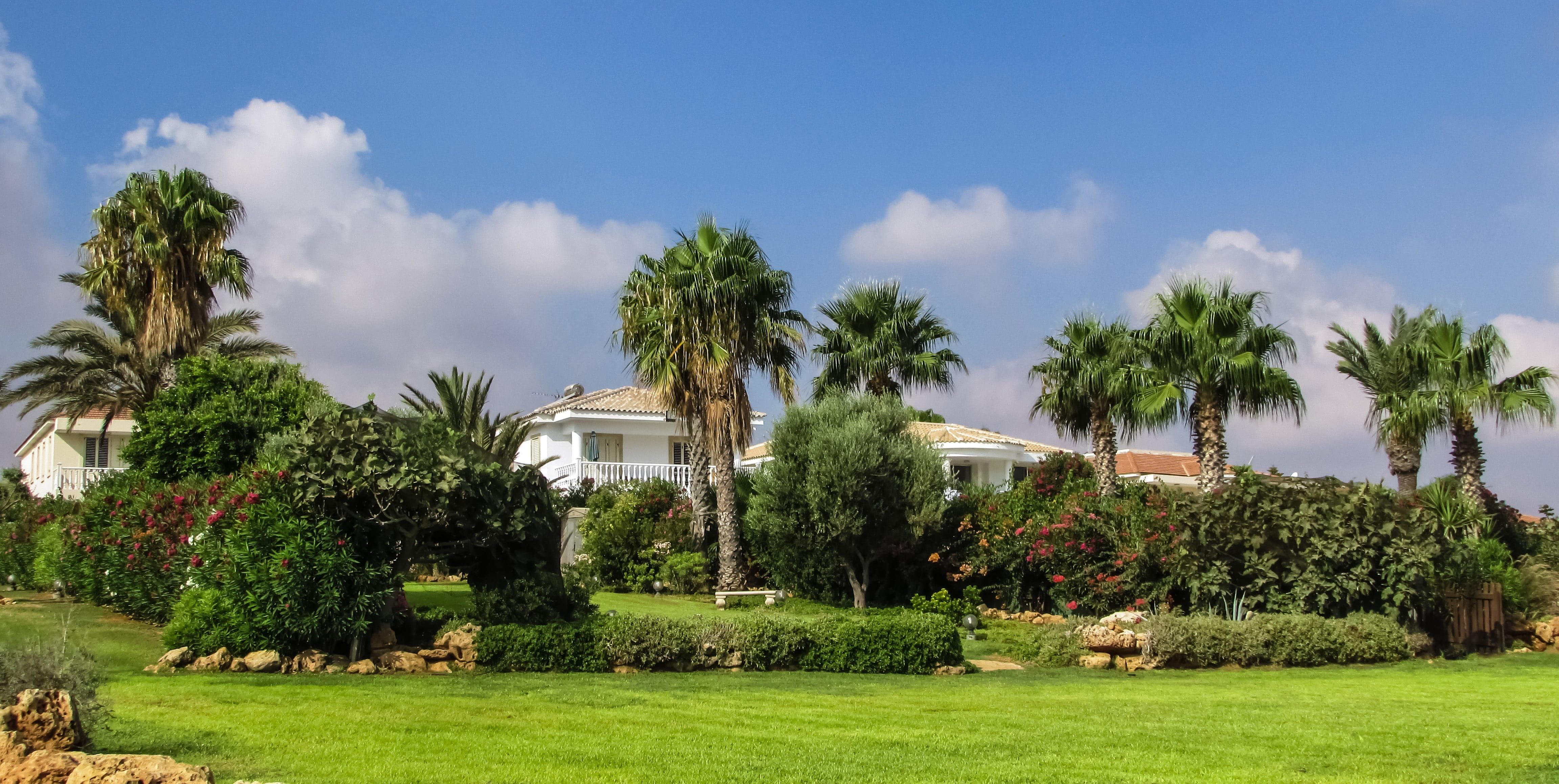 blue, Villa, luxurious, residential, exterior, residential district, plant, vacation, kapparis, outdoors, Garden, vacations, nature, green Color, building, HD Wallpaper