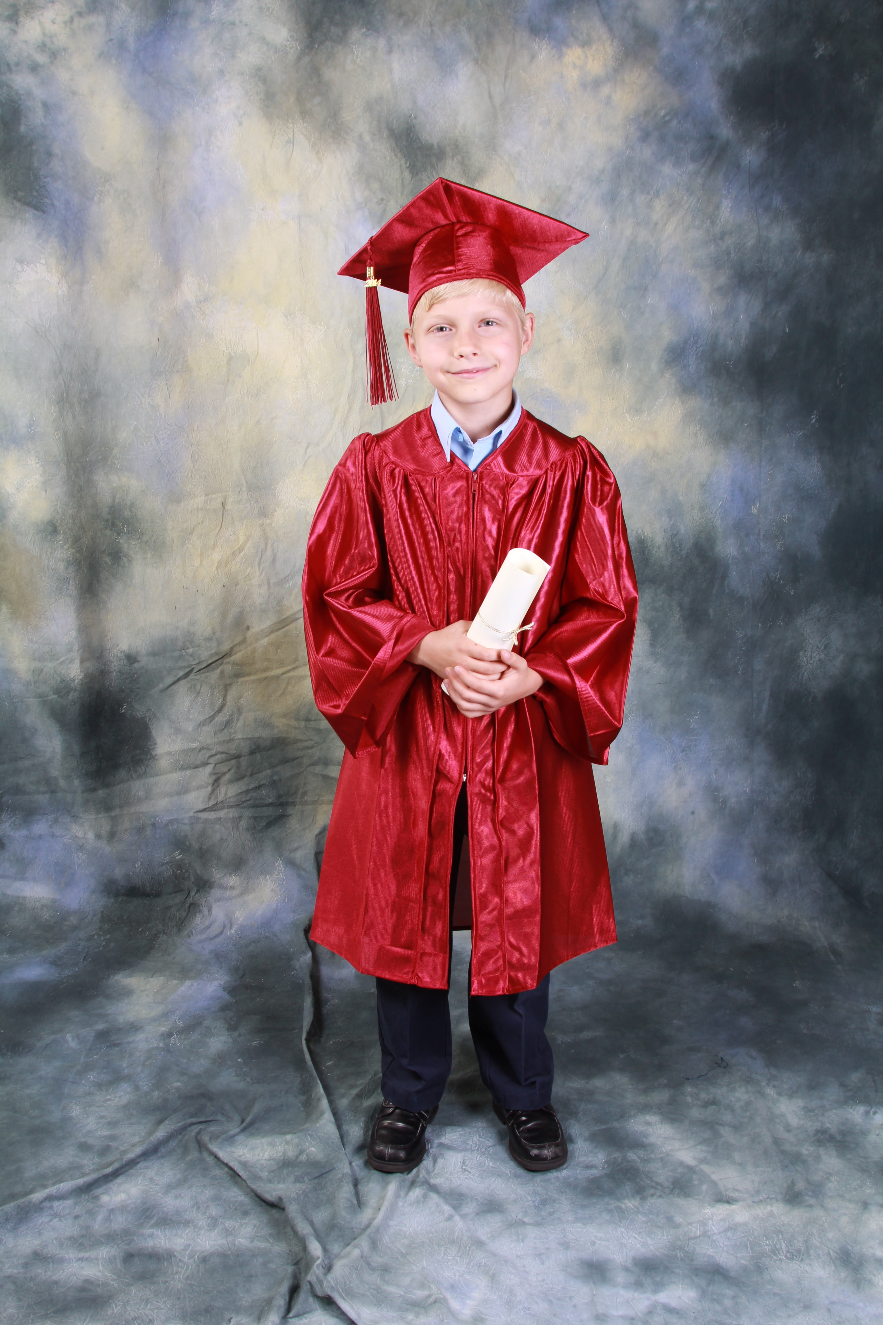 academic achievement, success, happy, university, gown, caucasian Ethnicity, full length, red, cap, adult Student, costume, achievement, front view, diploma, Phone HD Wallpaper